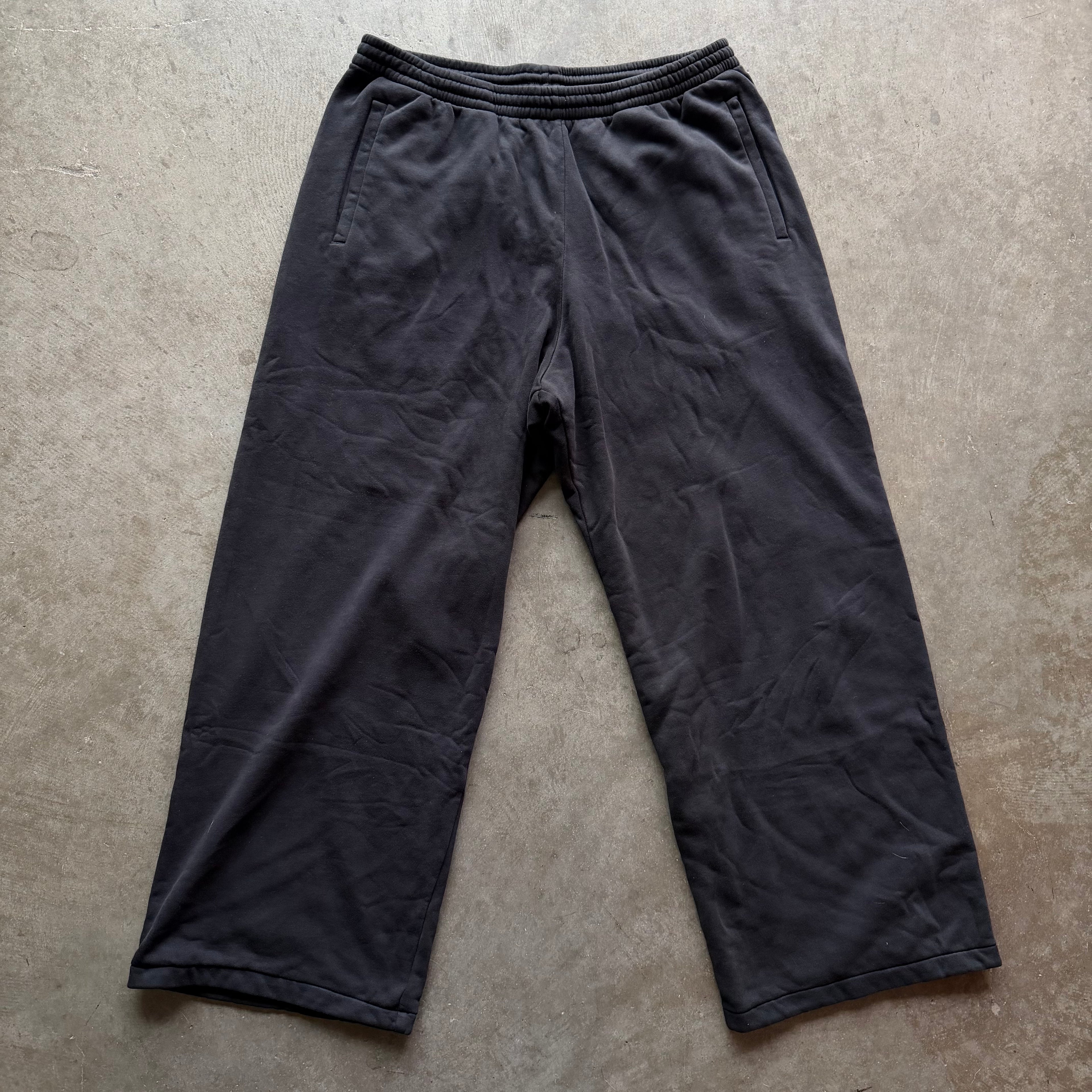 XL Black Yeezy Gap Full Sweatsuit