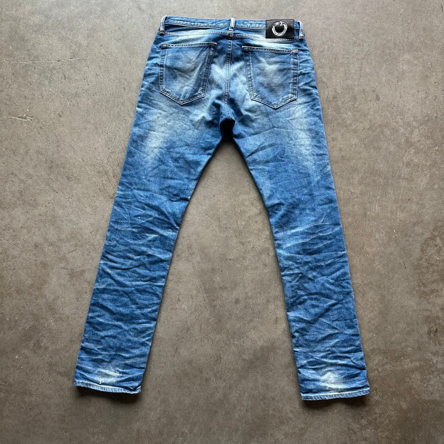 32x32 Art Meets Chaos Jeans
