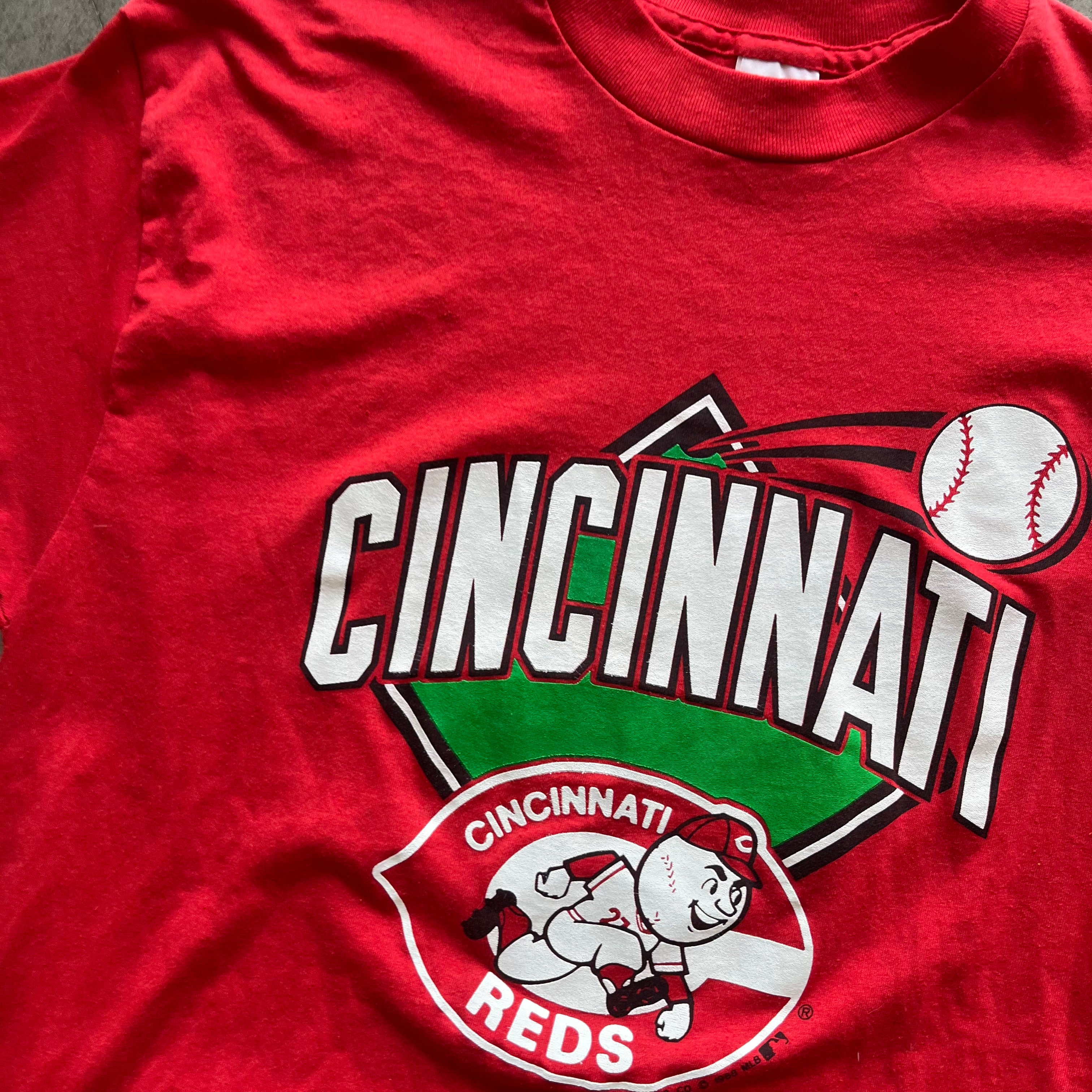 XL 88 Reds Baseball Tee