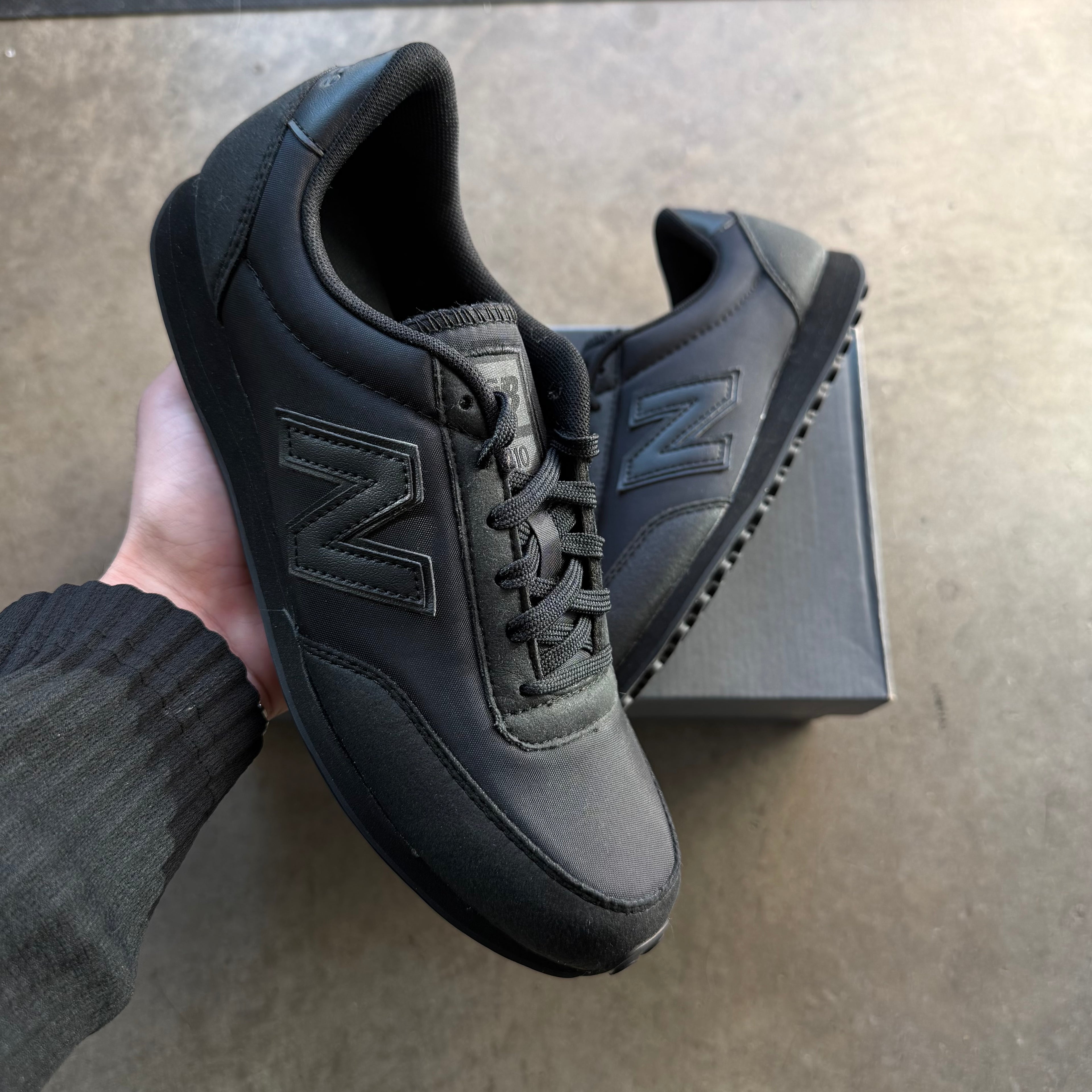 7 New Balance U410V1 Black