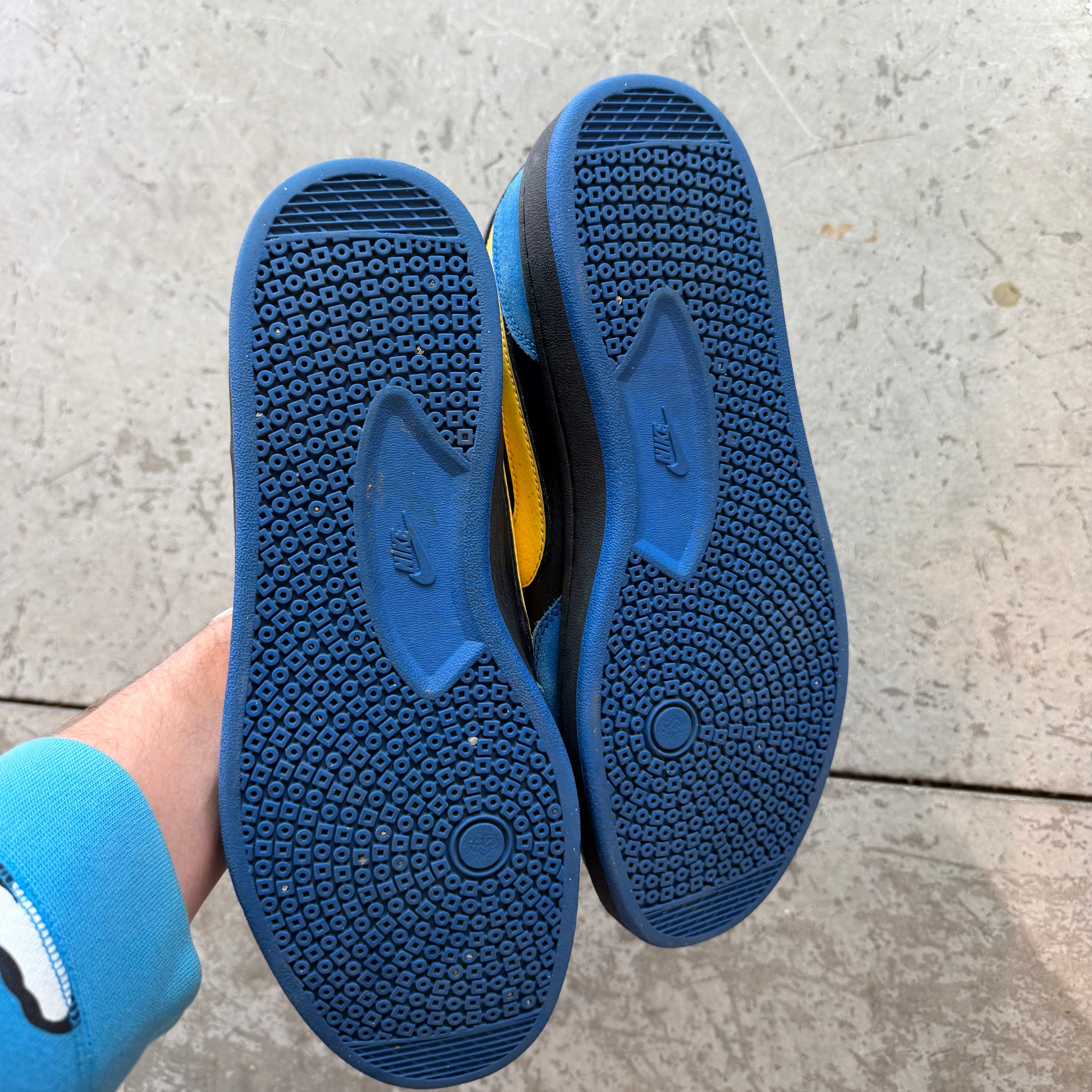 11 Used Nike FC Classic