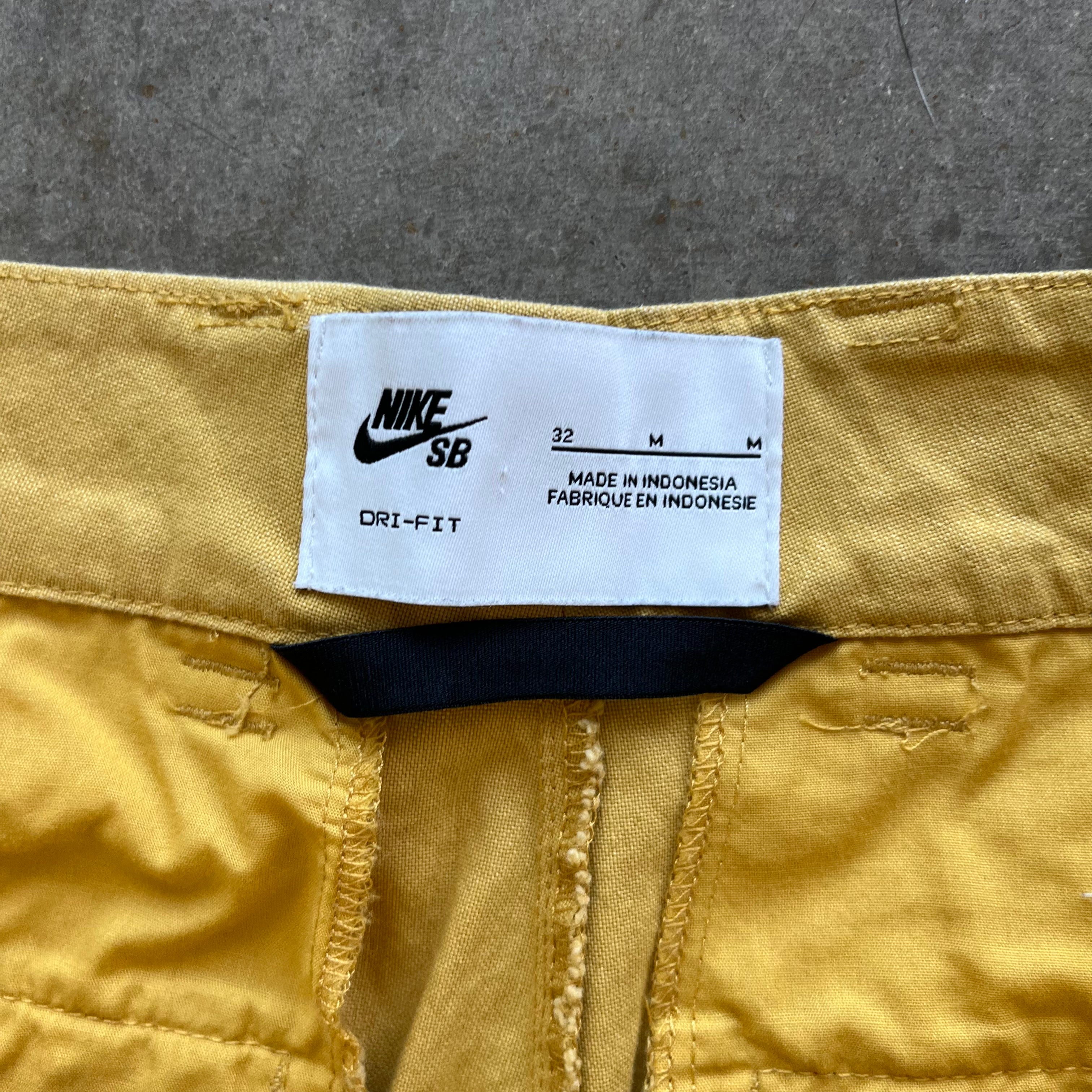 32x32 Nike SB Pants