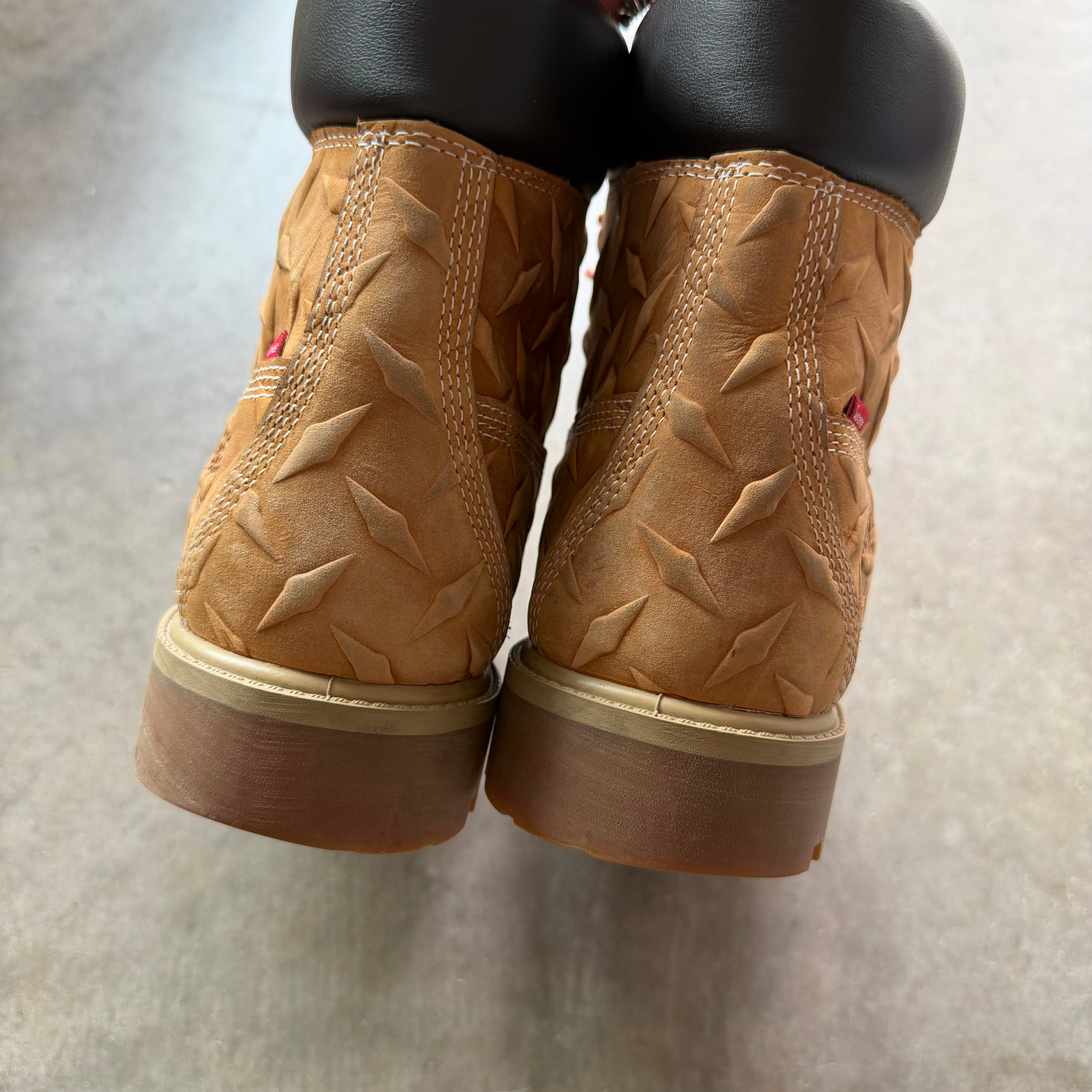 11 Used Supreme Timberland Diamond Plate Brown