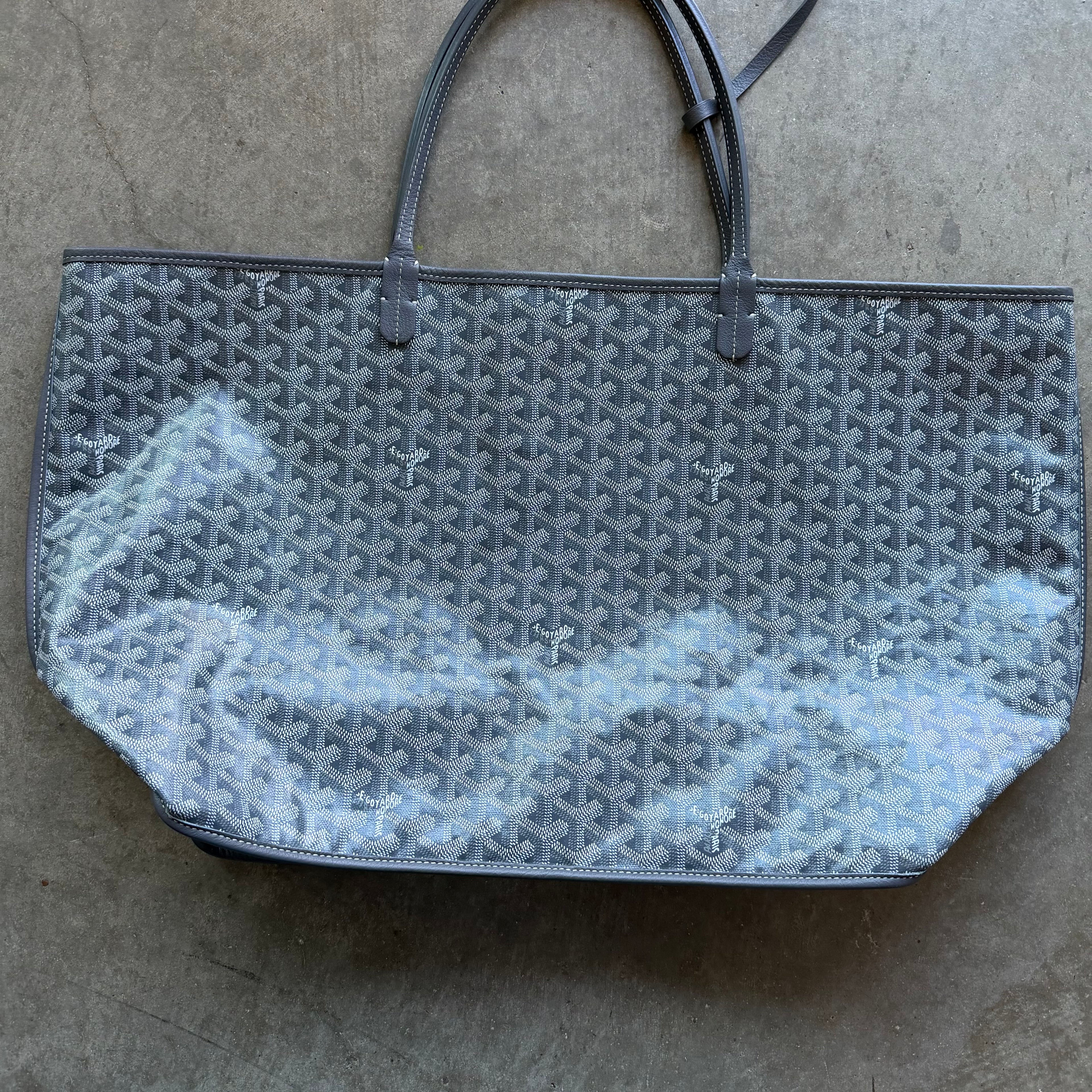 Goyard Anjou Reversible GM Grey