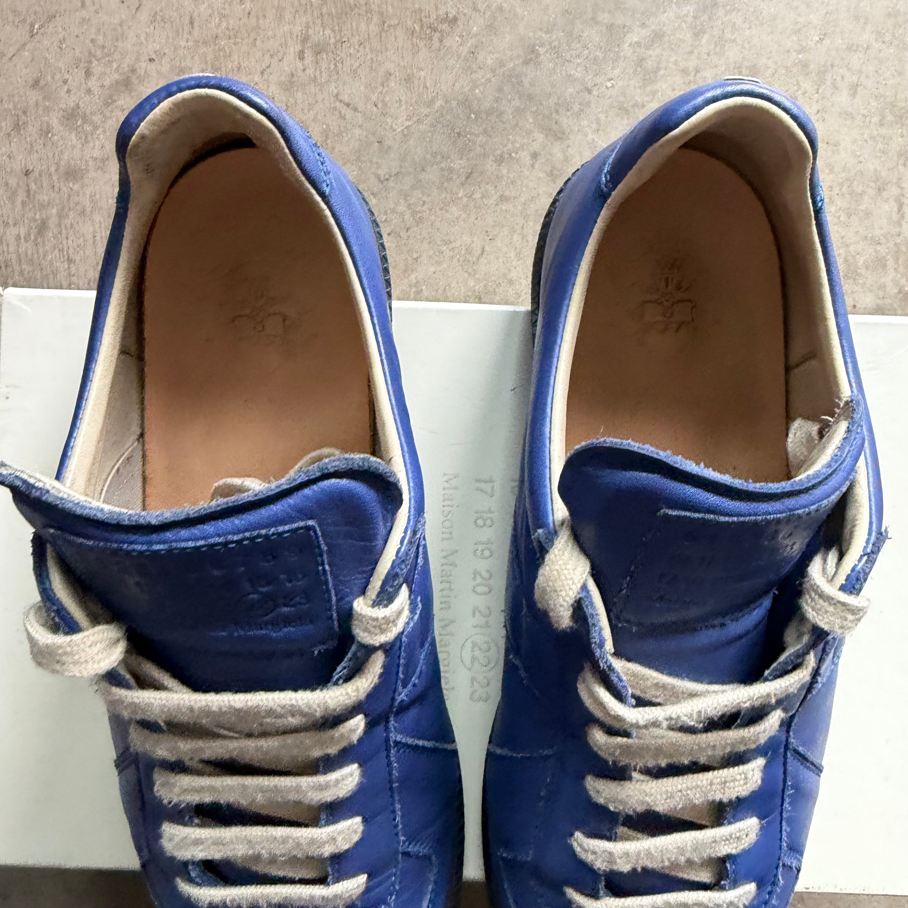8 Used Maison Margiela Replica Gat Navy Black