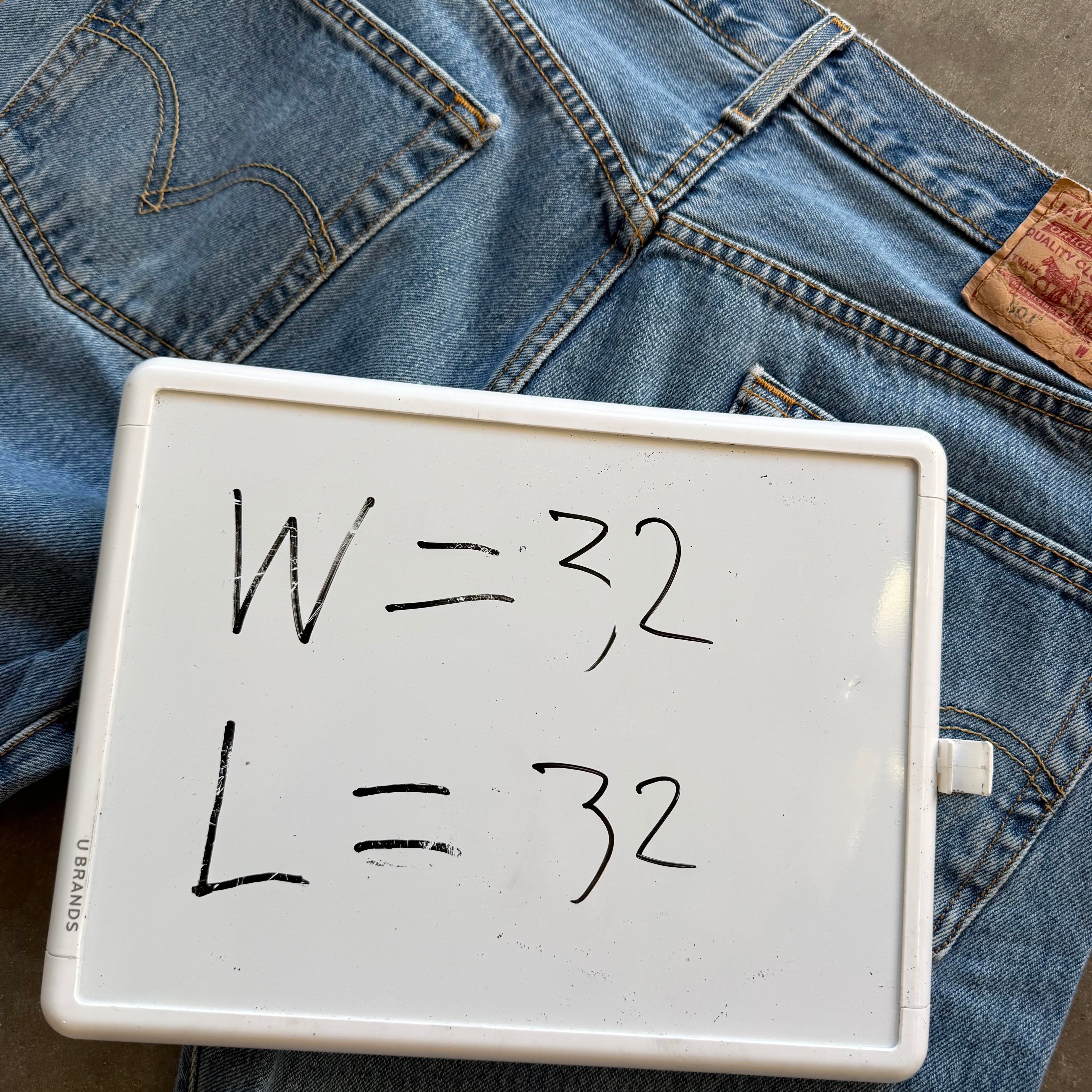 32x32 90s Denim Levi’s 501s