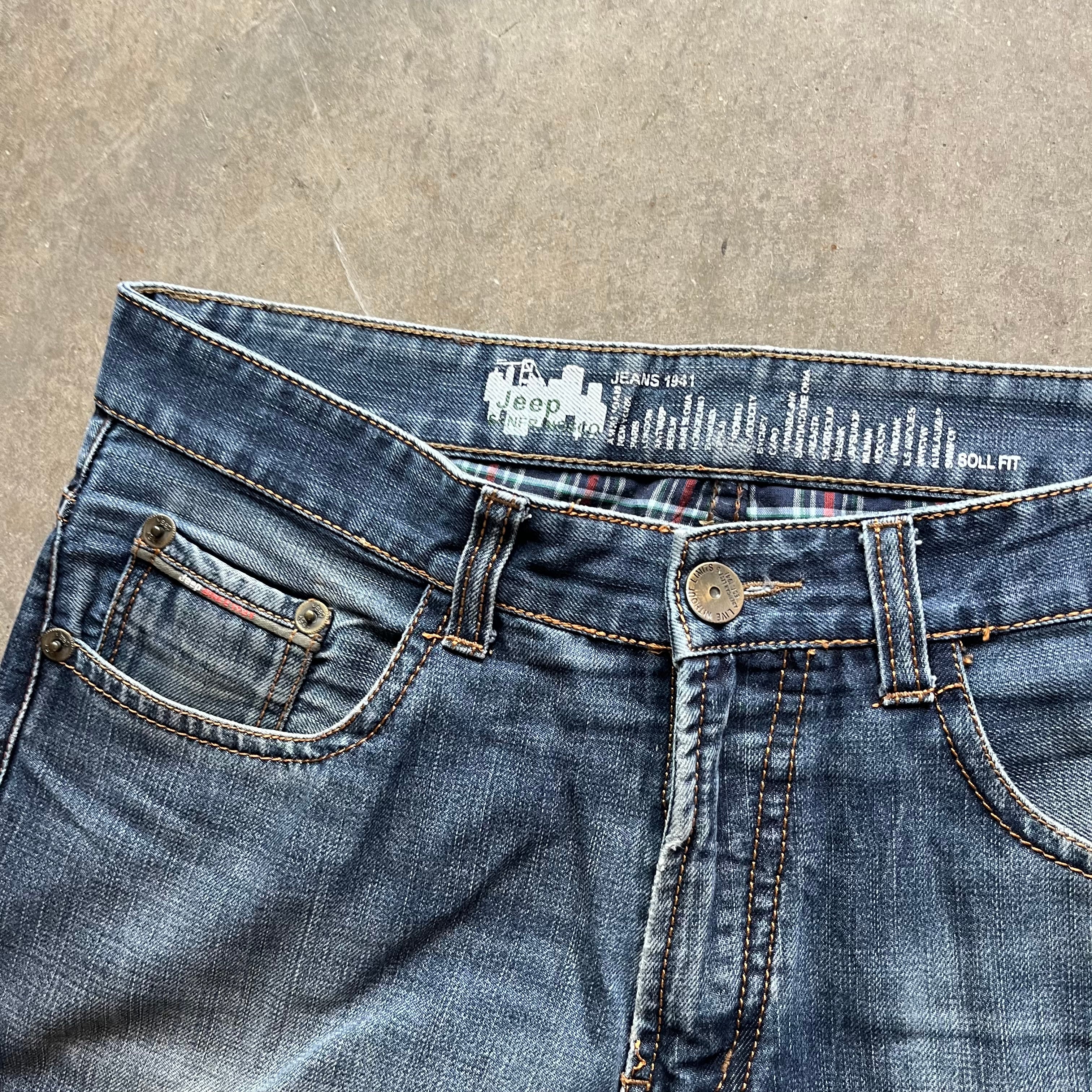 34x32 00s Jeep Jeans