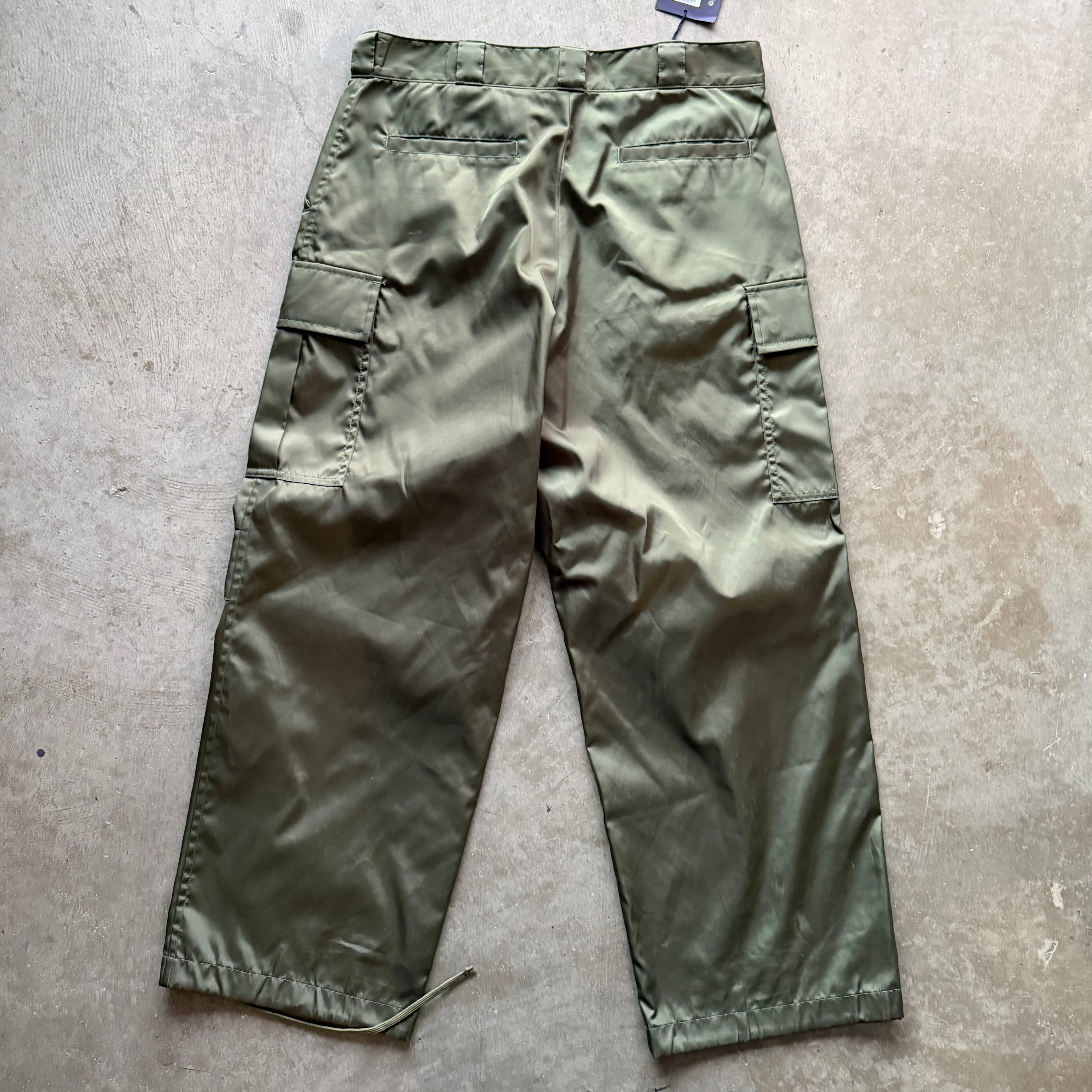 36w Nylon Olive Prada Pants