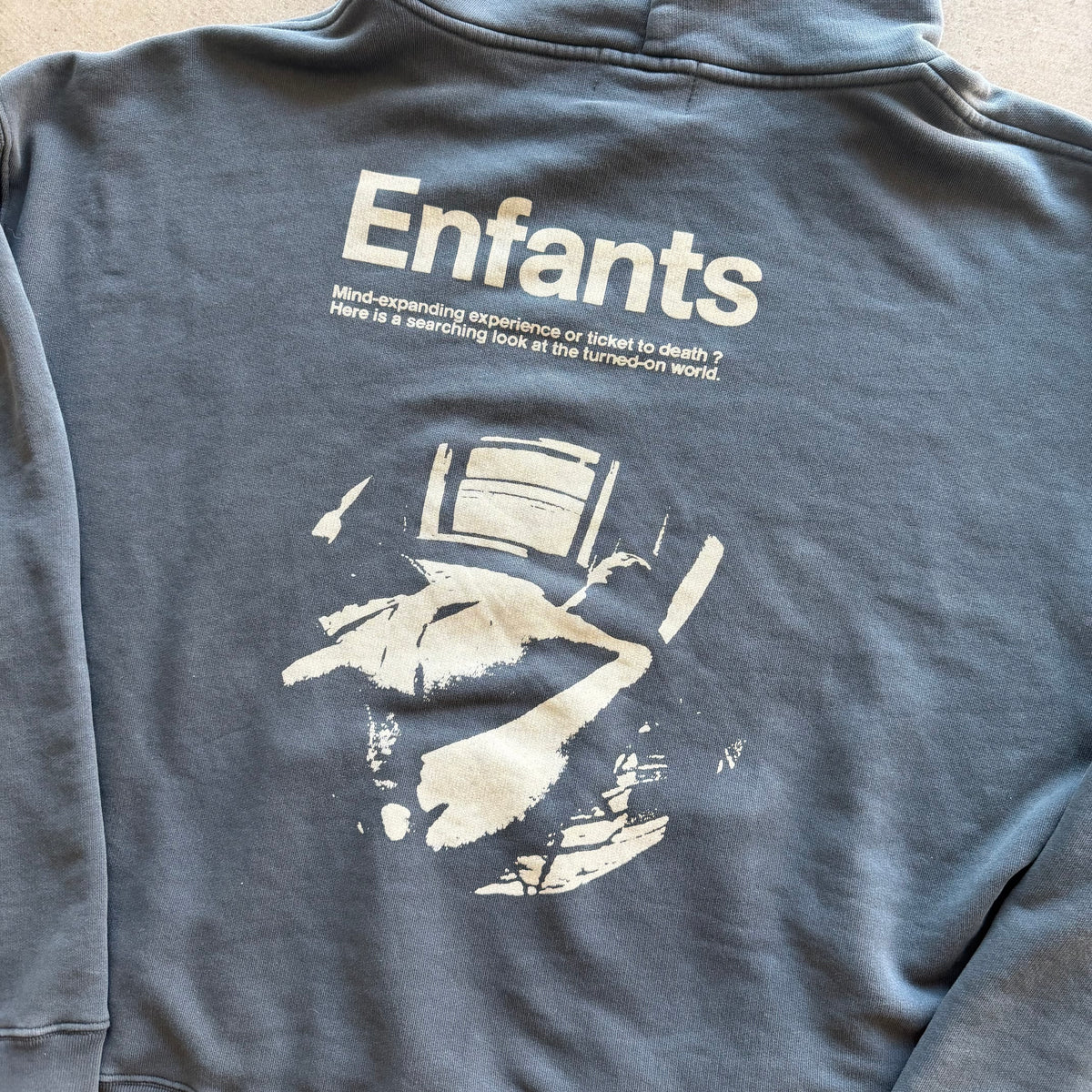 XL Enfants Riches Deprimes Turned On World Hoodie