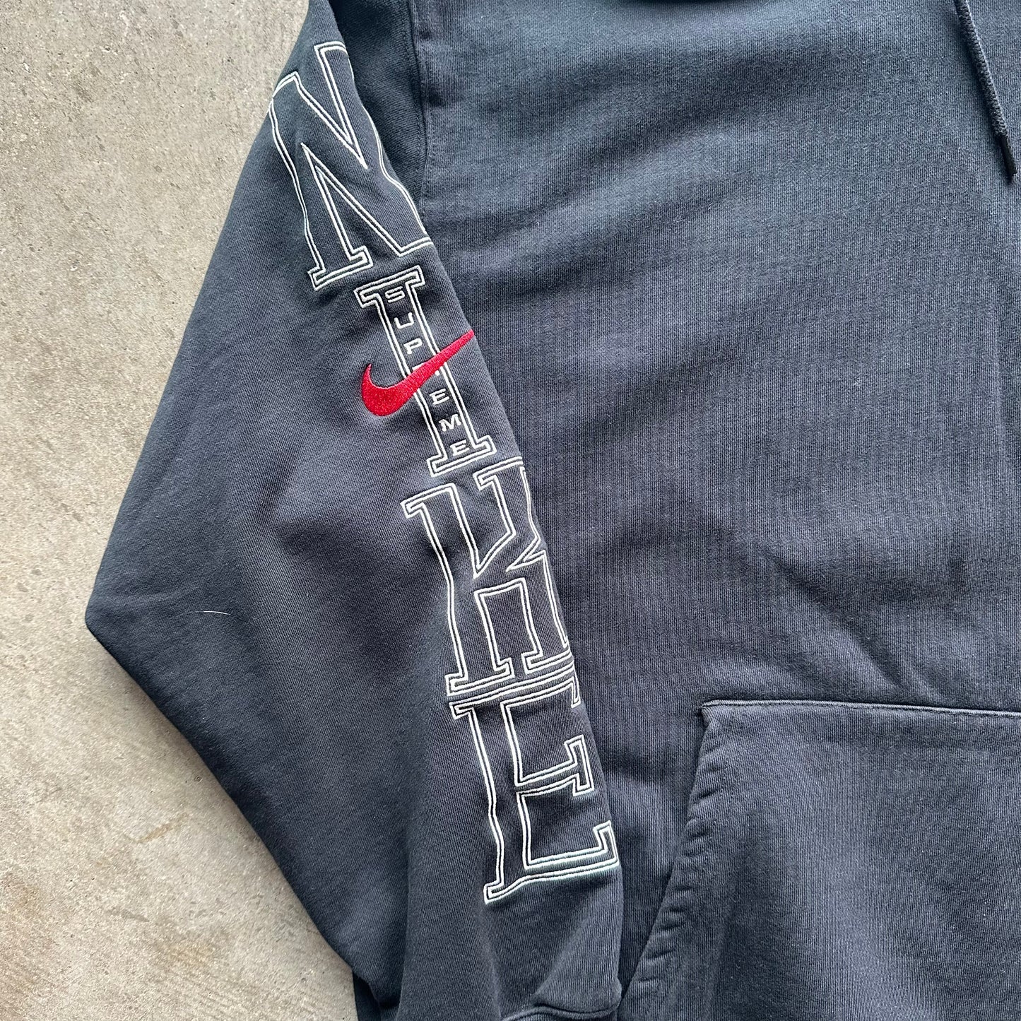 XXL Supreme Nike Hoodie