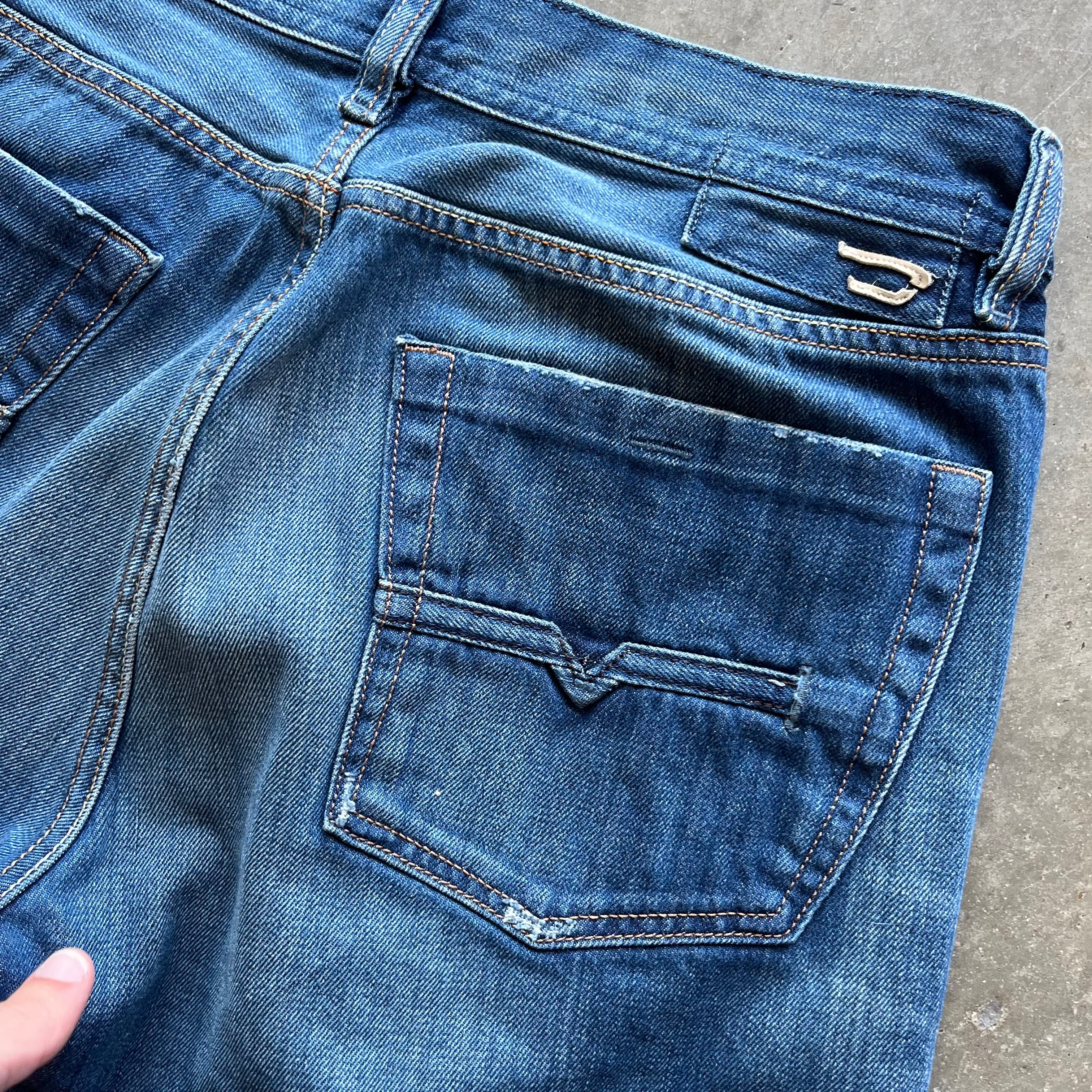 33x33 Straight Leg Diesel Jeans