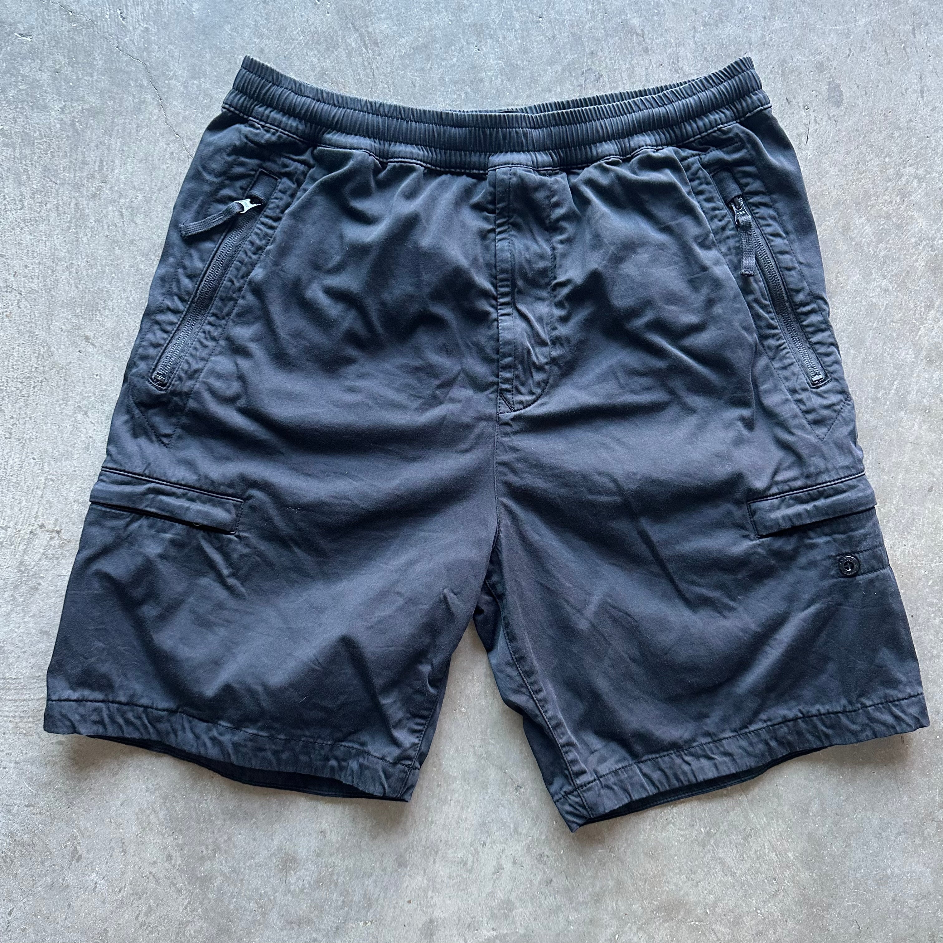 31w Patchless Stone Island Shorts