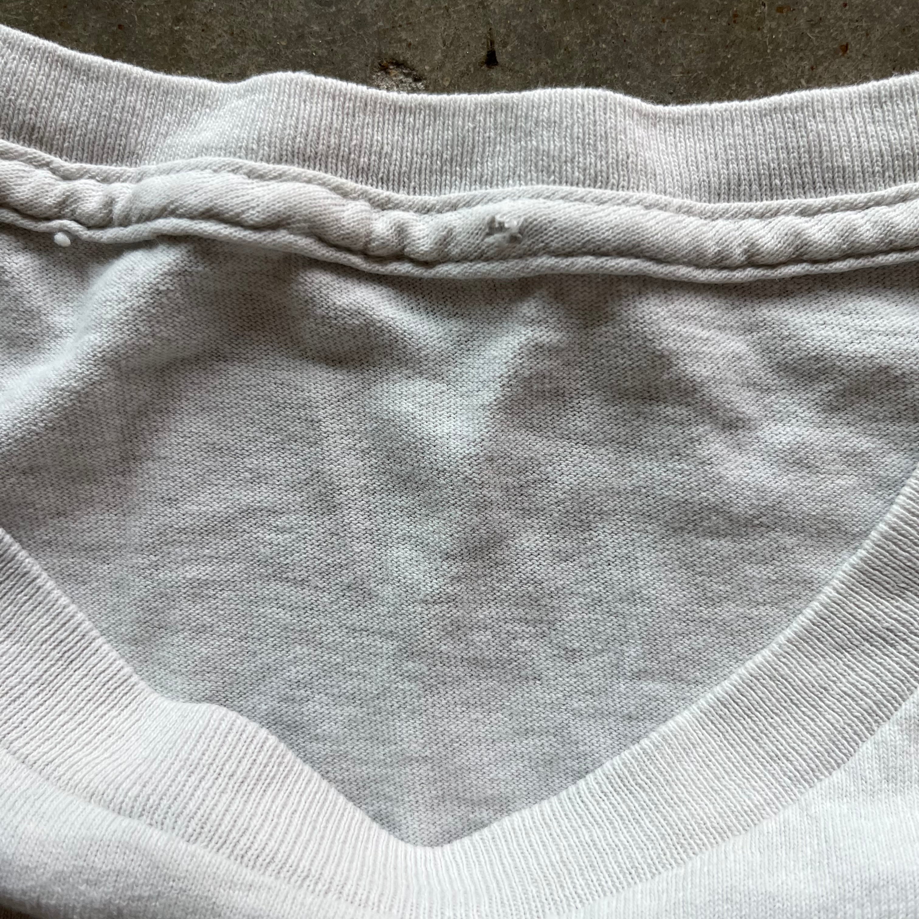 XL 00s Wolf Tee