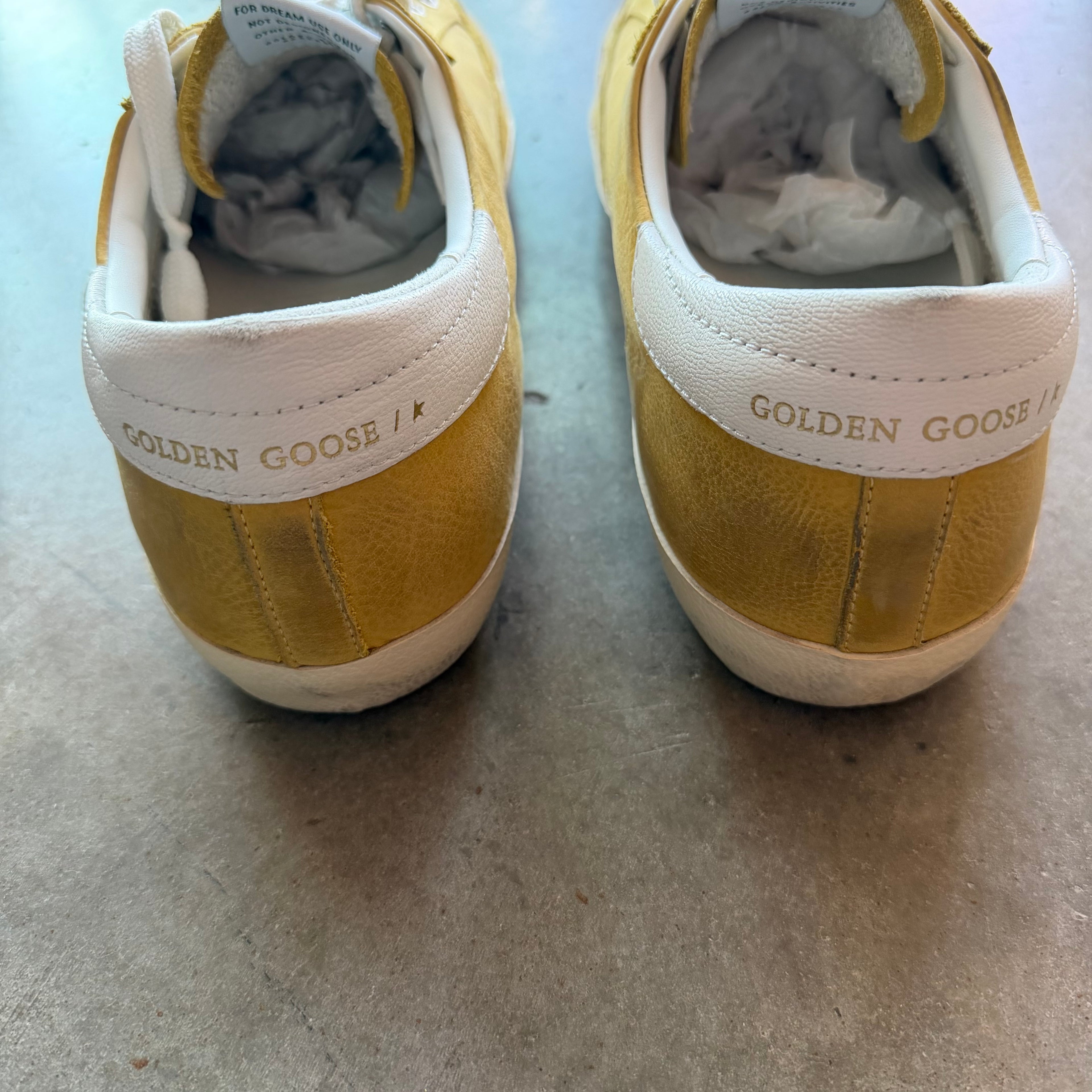 11 Used Golden Goose Superstar Yellow