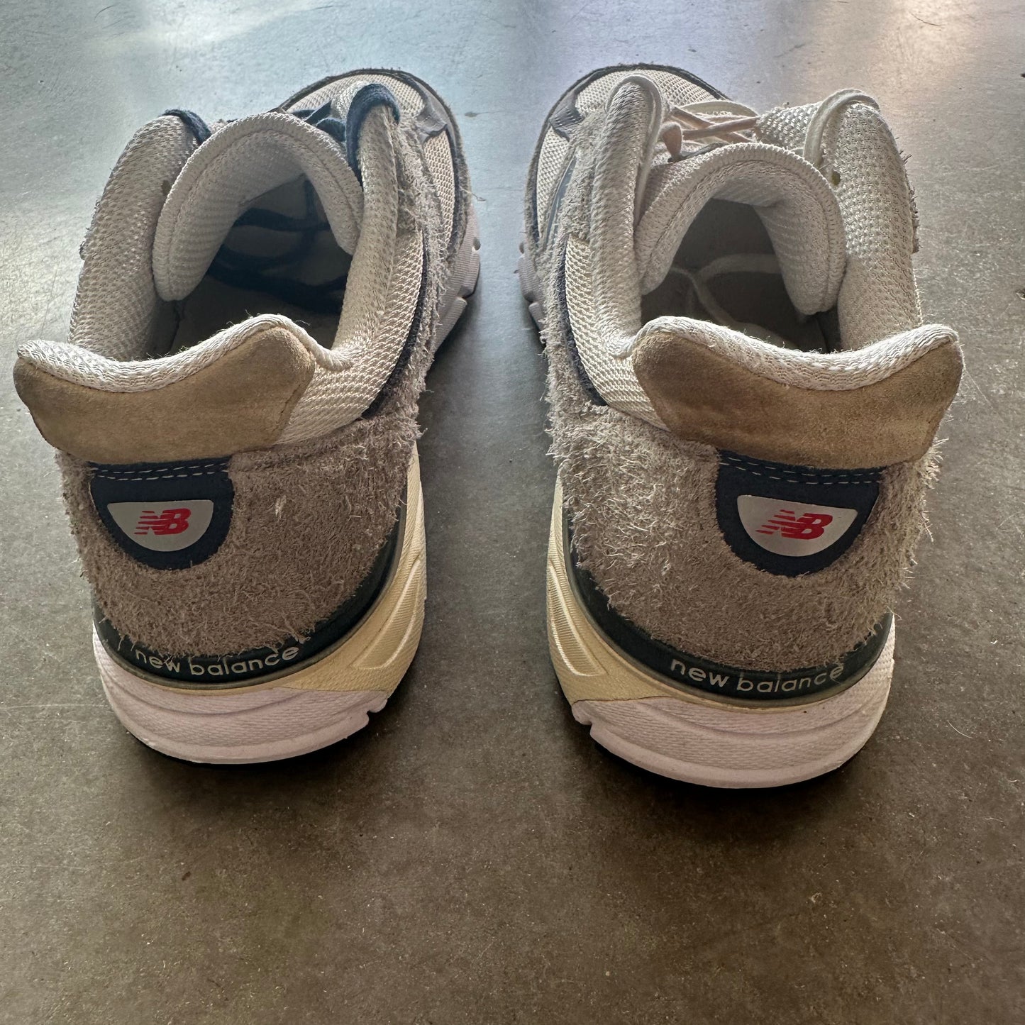 13 Used New Balance 990 V4 Grey Day