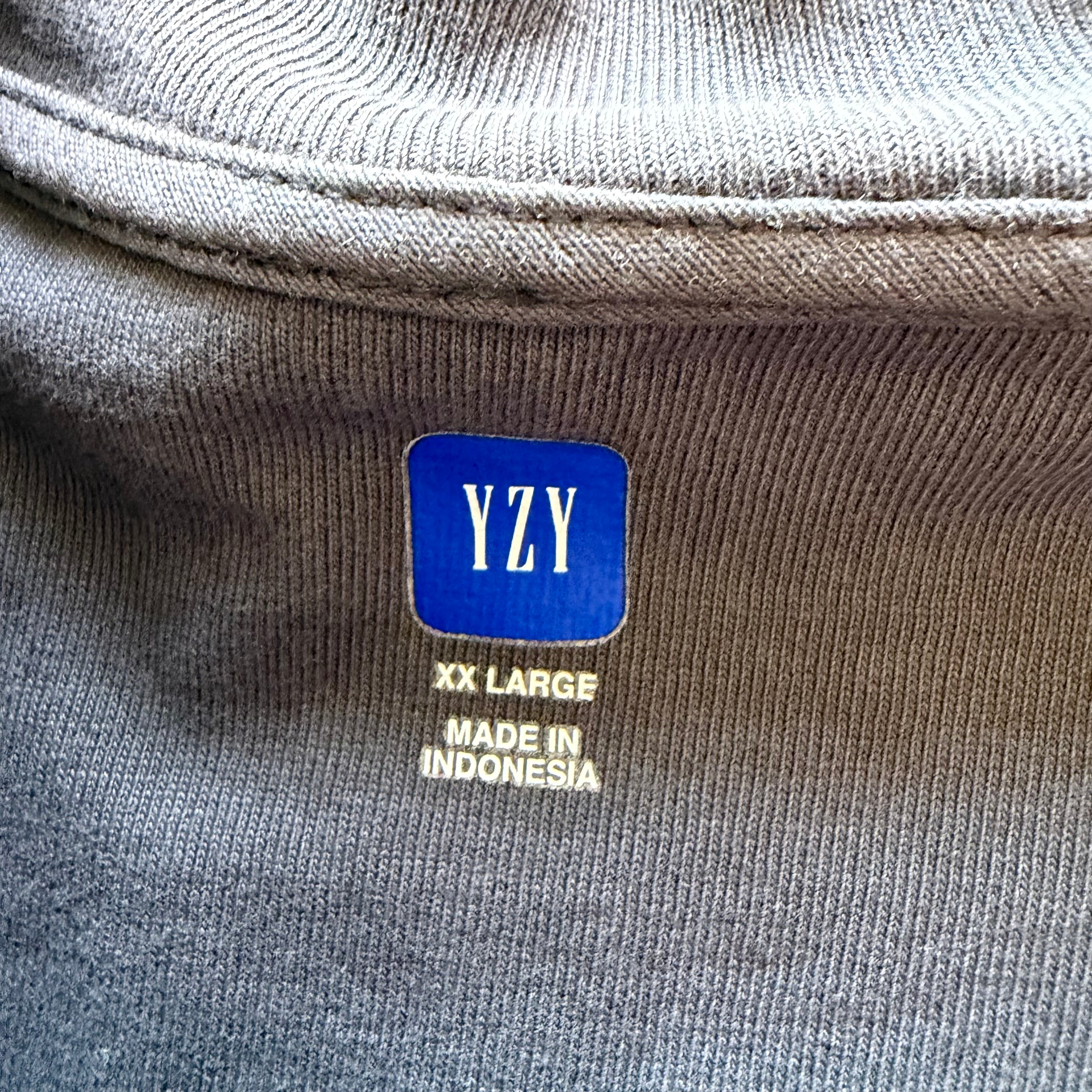 XXL YZY Gap Logo Tee Gray
