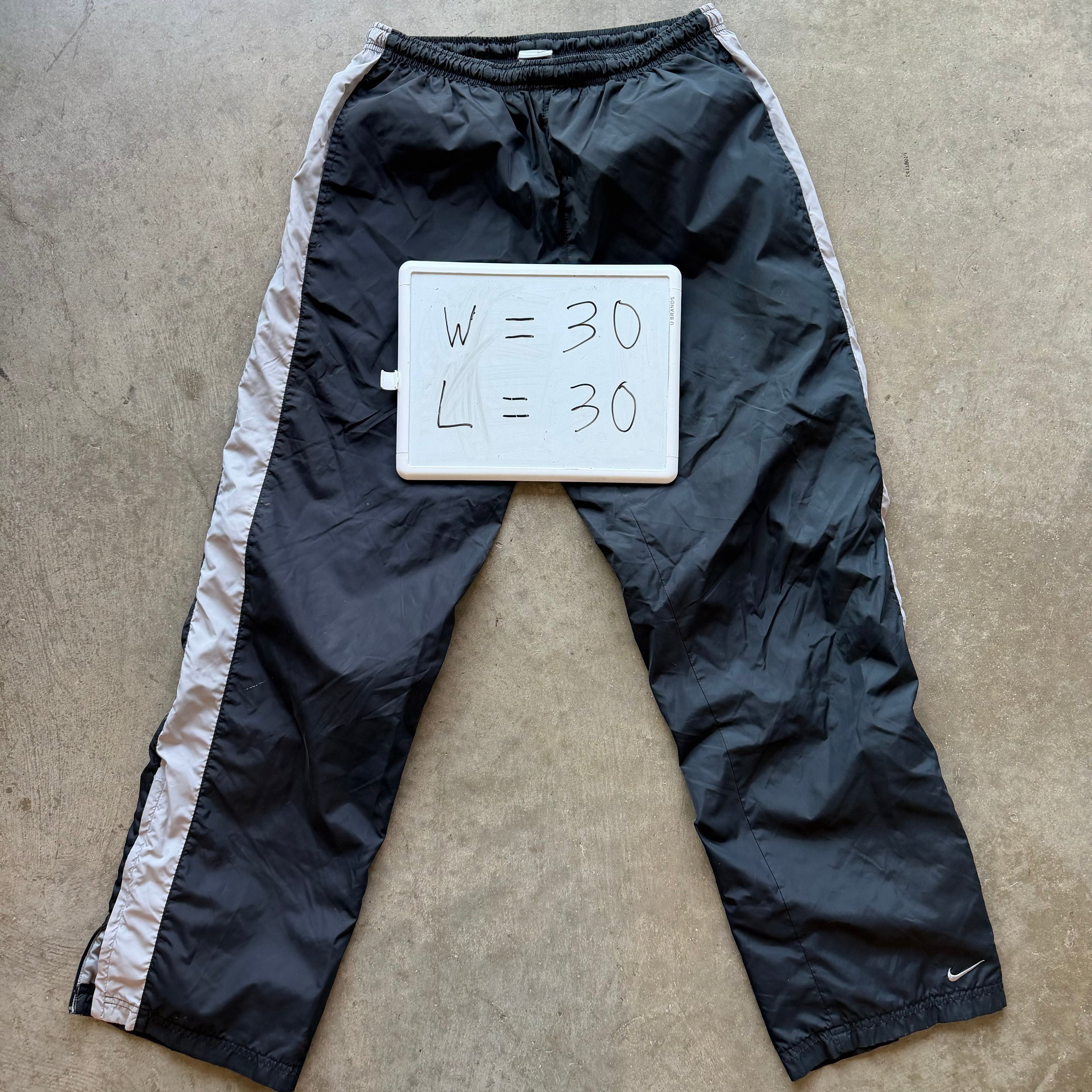M 00s Nike Track Pants