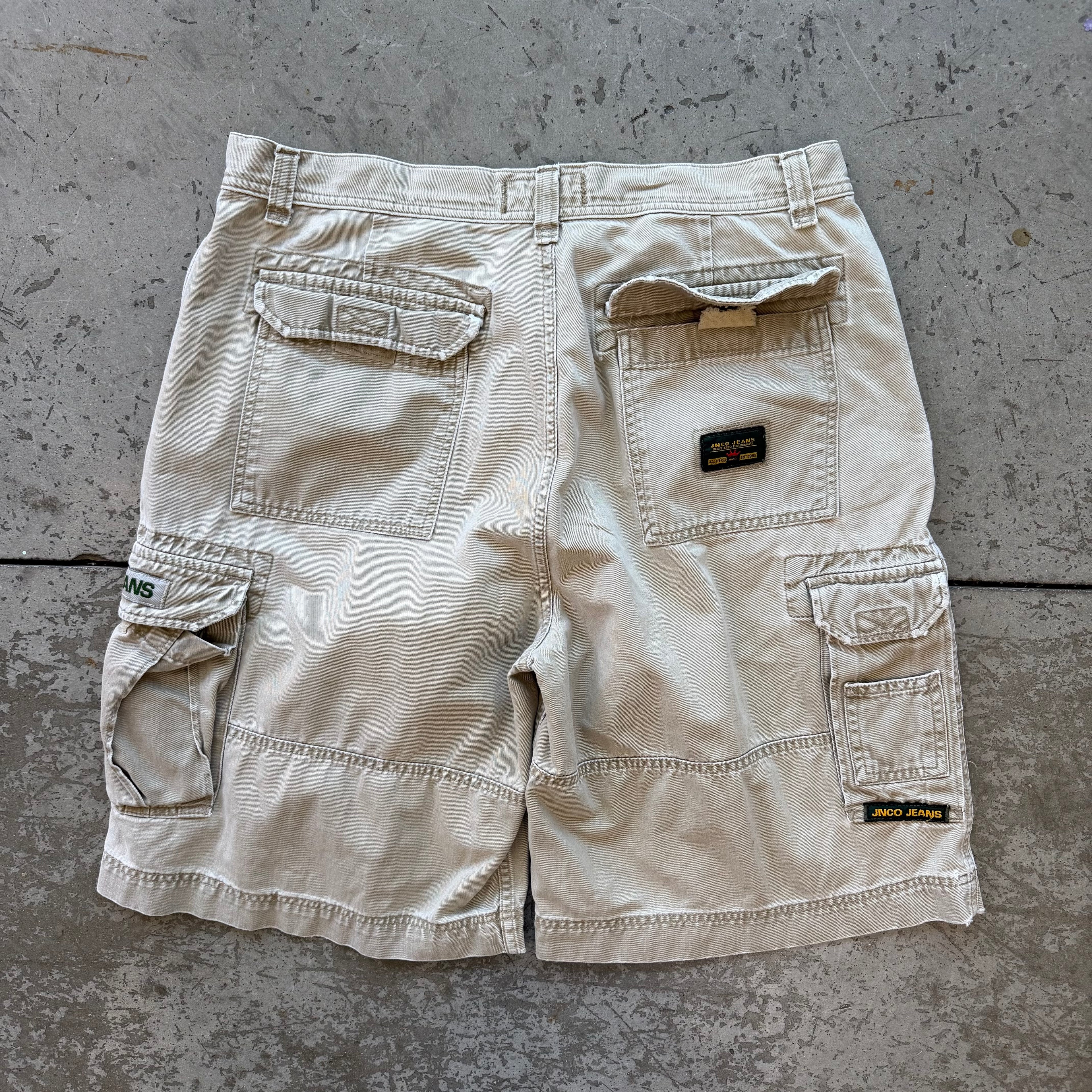 38w 00s Jnco Cargo Shorts
