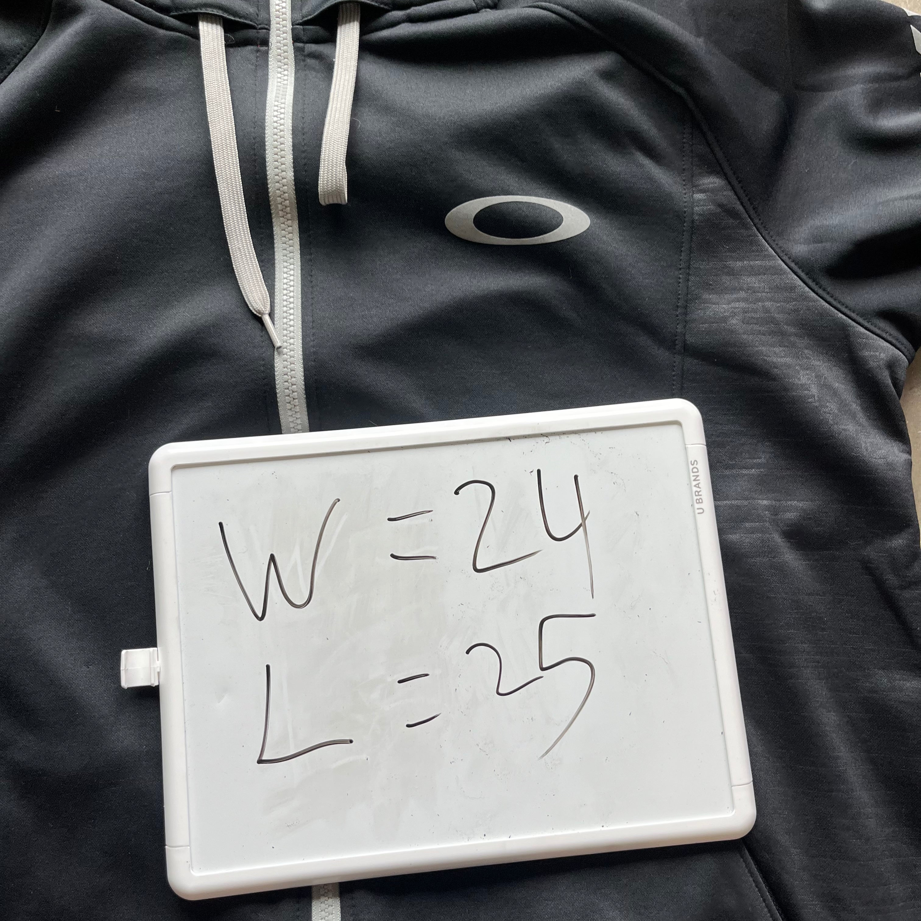 XL 00s Oakley Hoodie