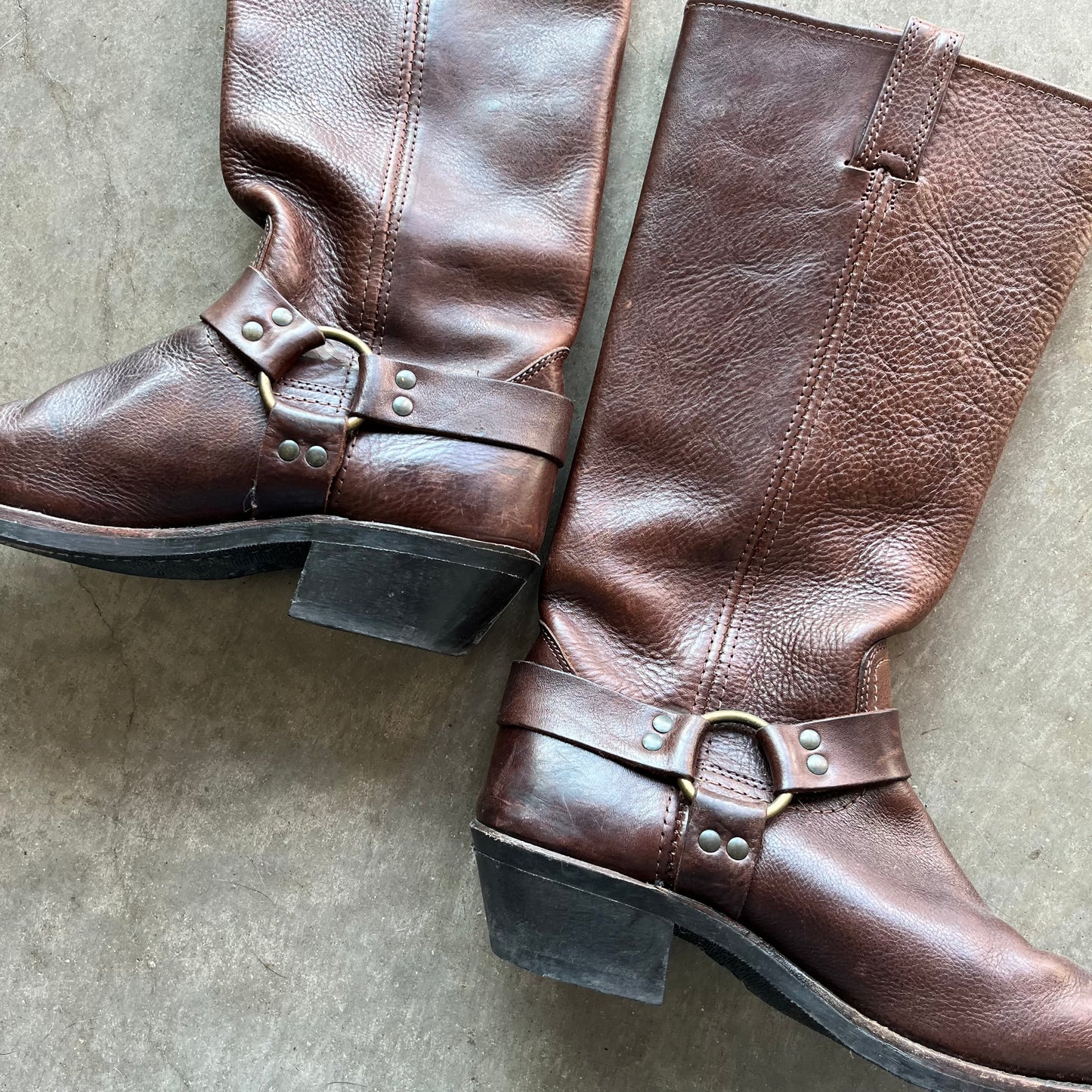 10 Used Frye Buckle Boots