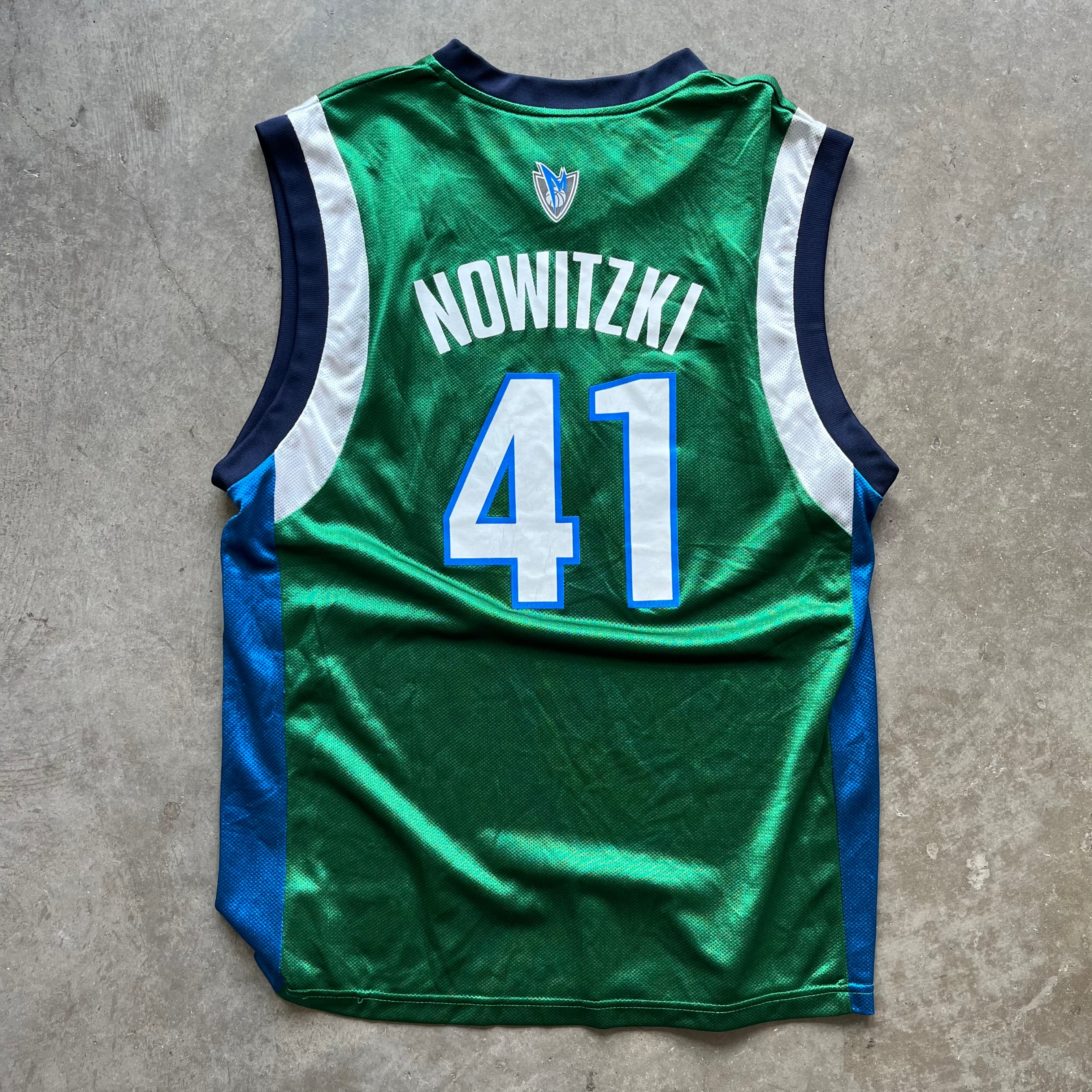 L 00s Mavs Dirk Jersey