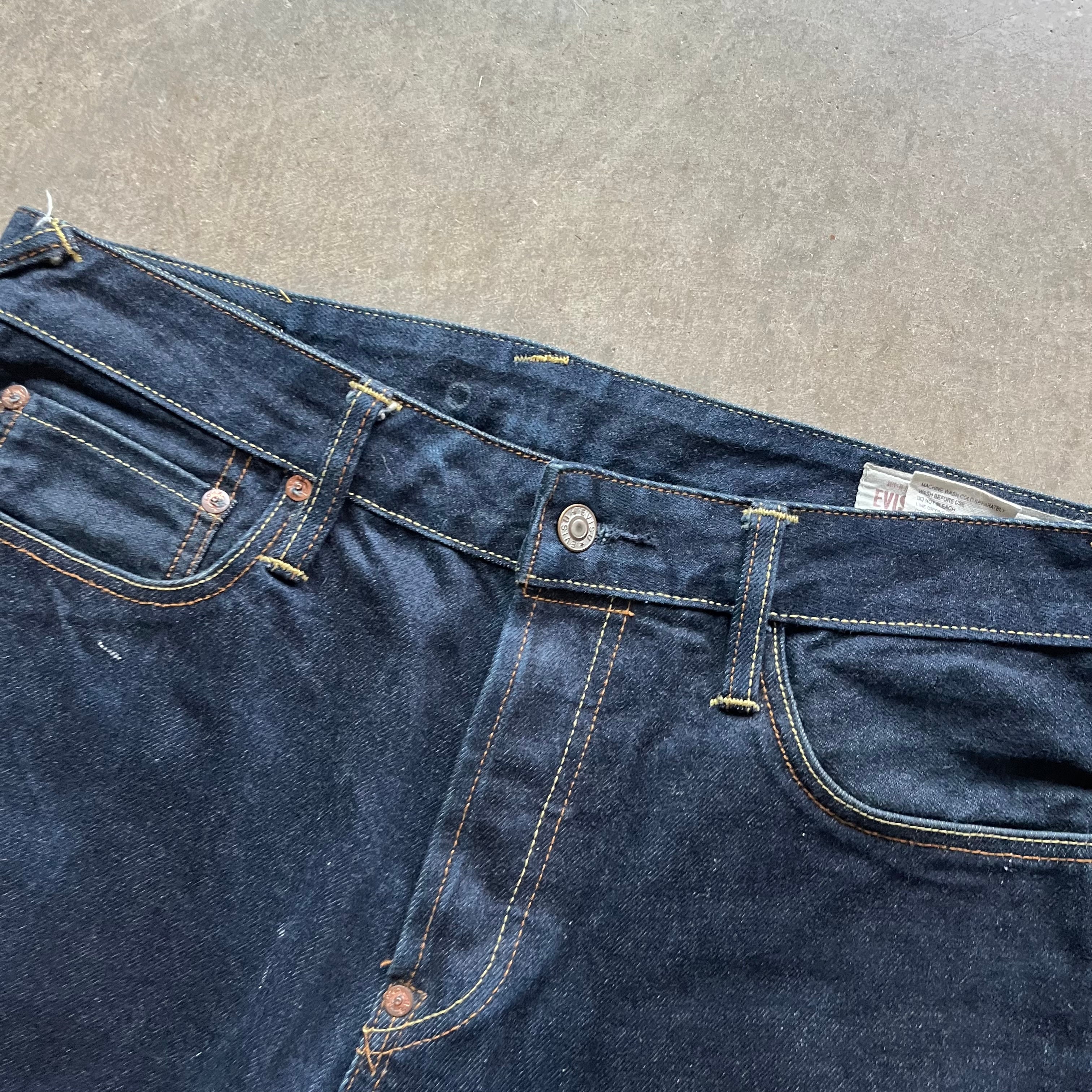 34x32 00s White Dragon Evisu Jeans