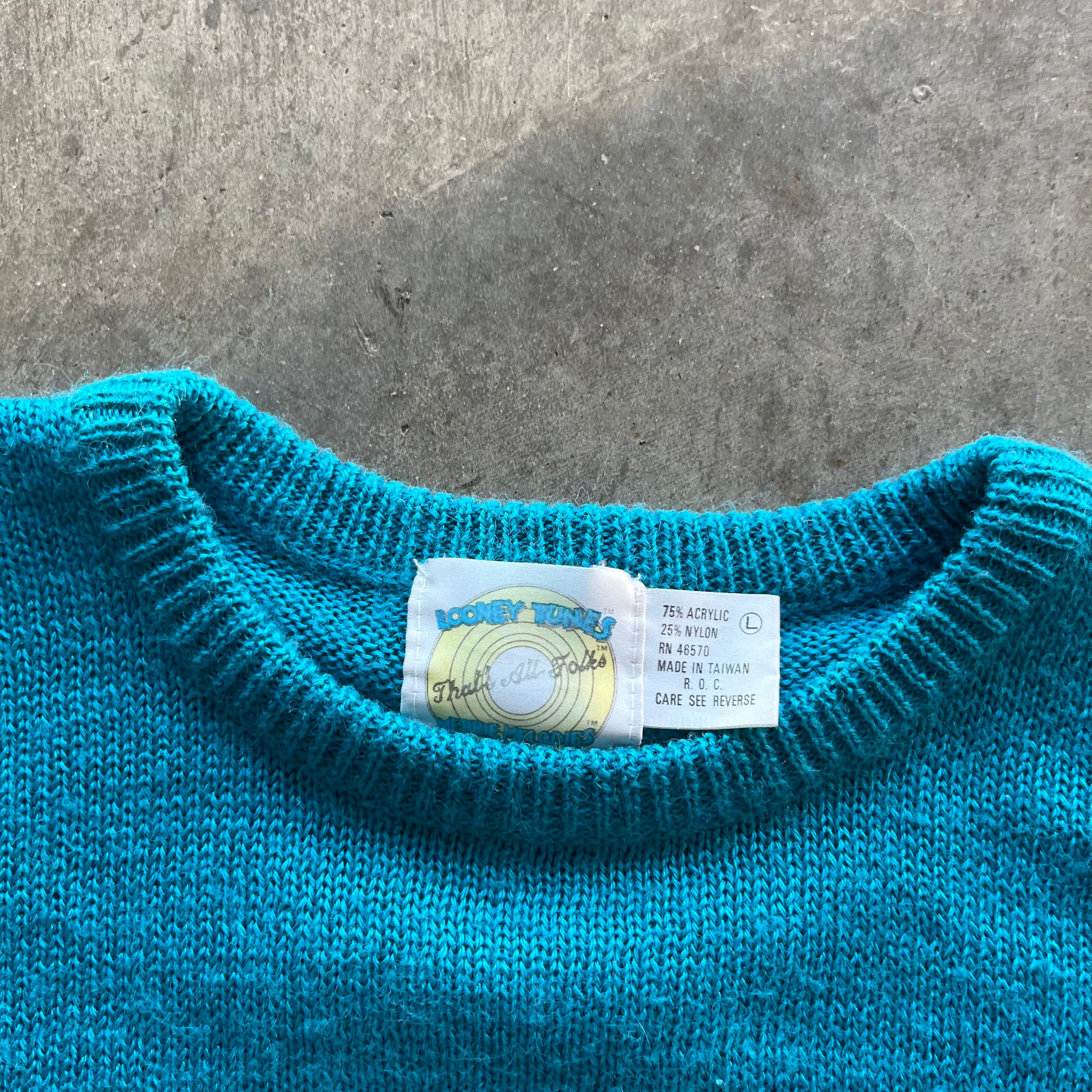 L 80s Tweety Bird Knit Sweater