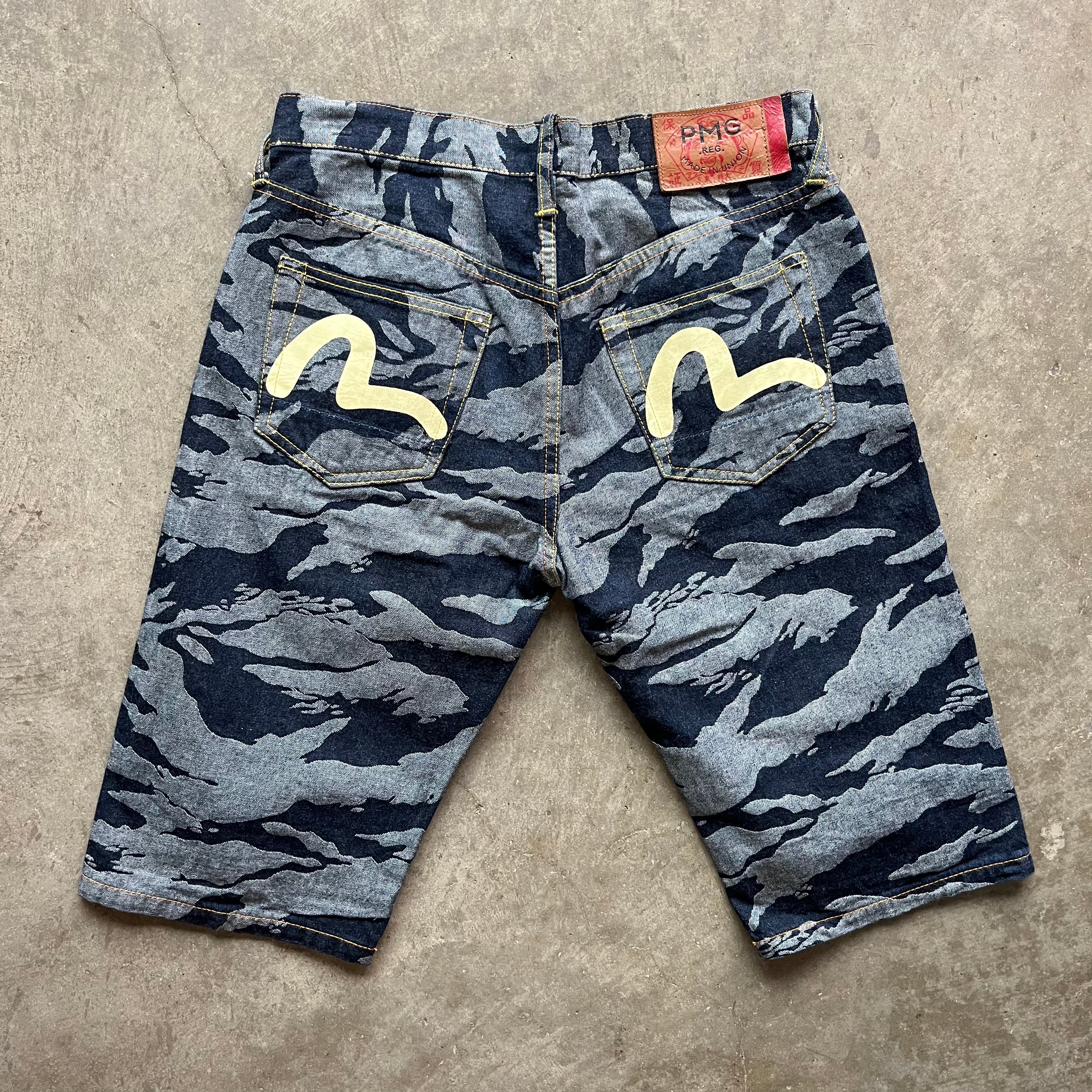 32w Camo Evisu Shorts