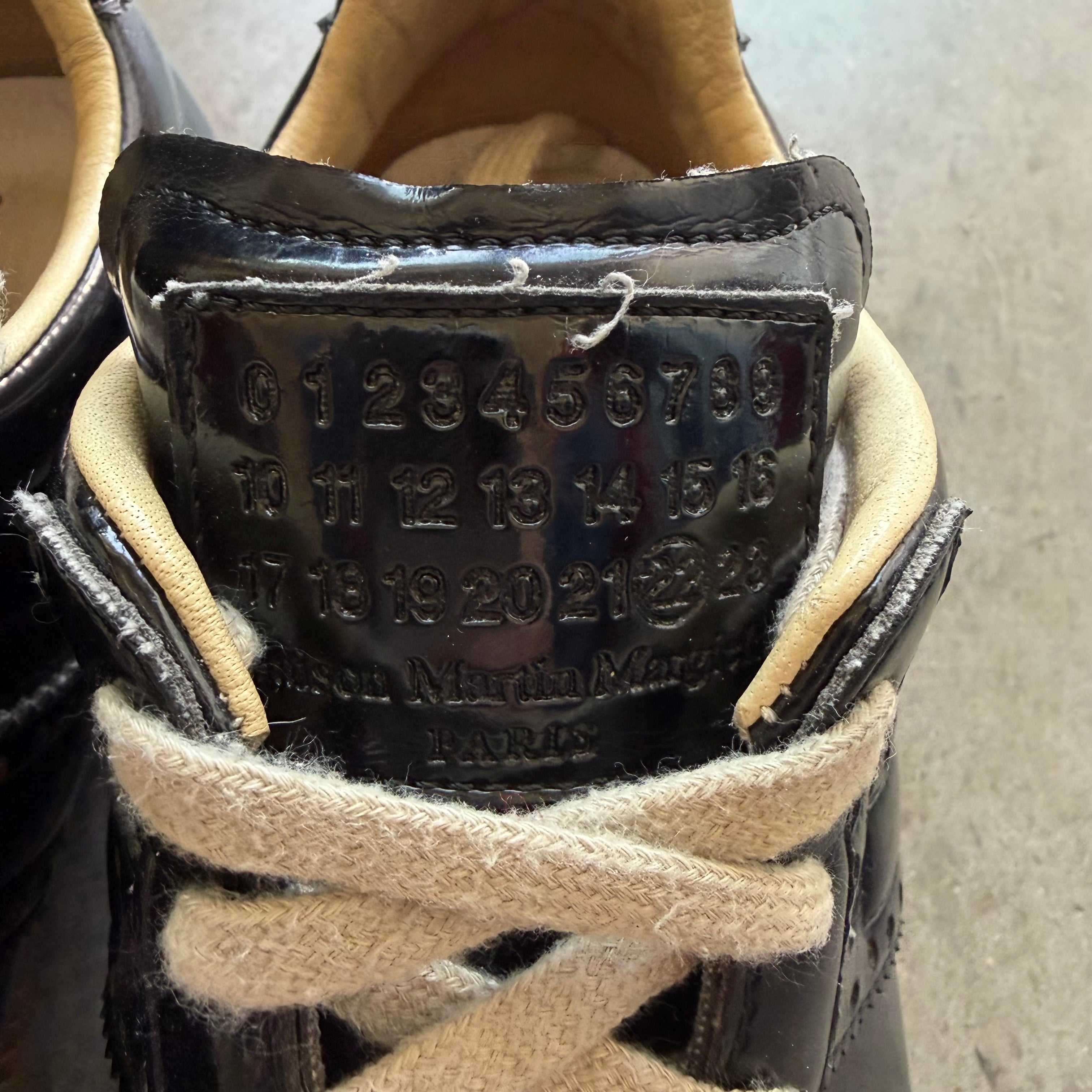 7 Used Maison Margiela Replica Gat Patent Black