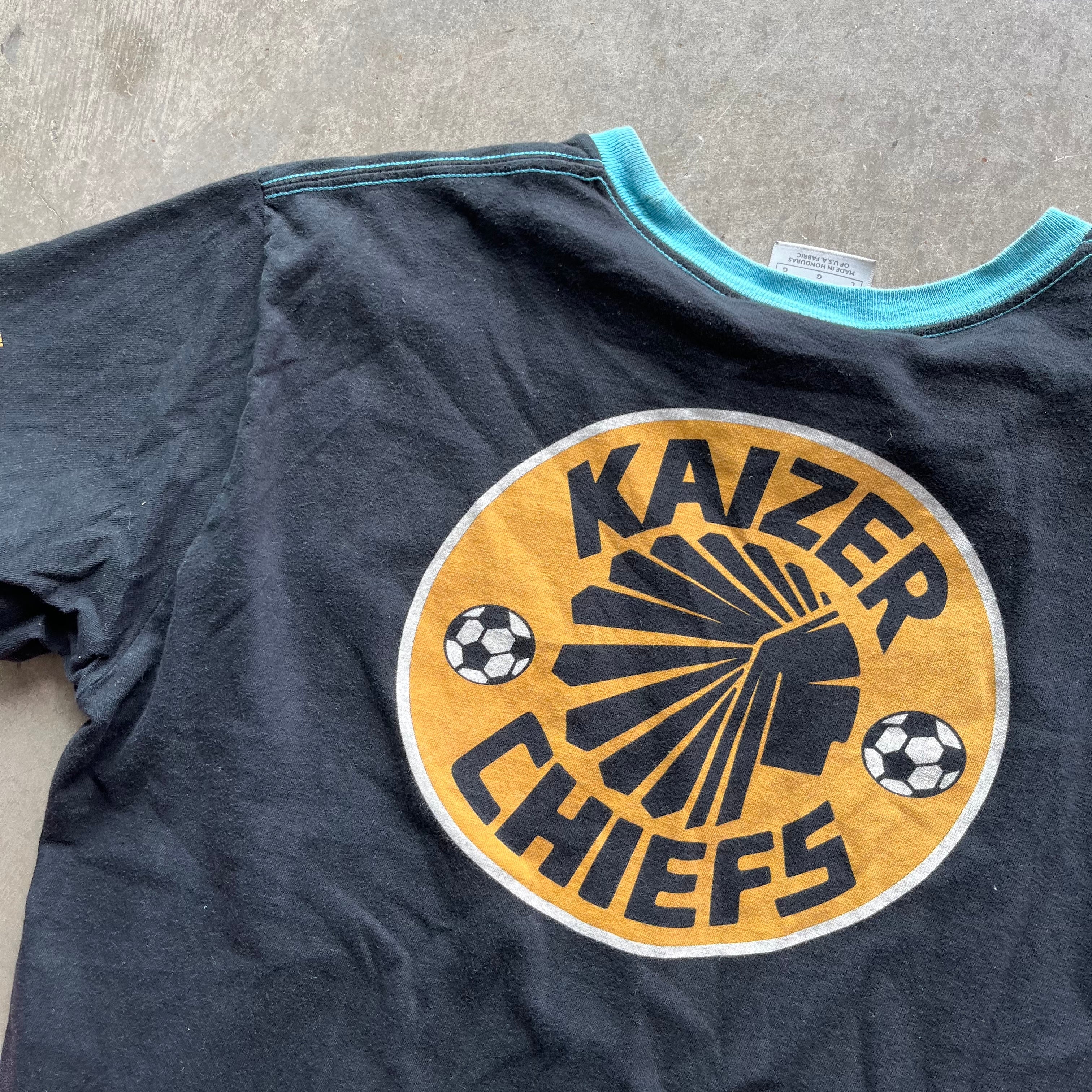 L 00s Kaizer Chiefs Tee