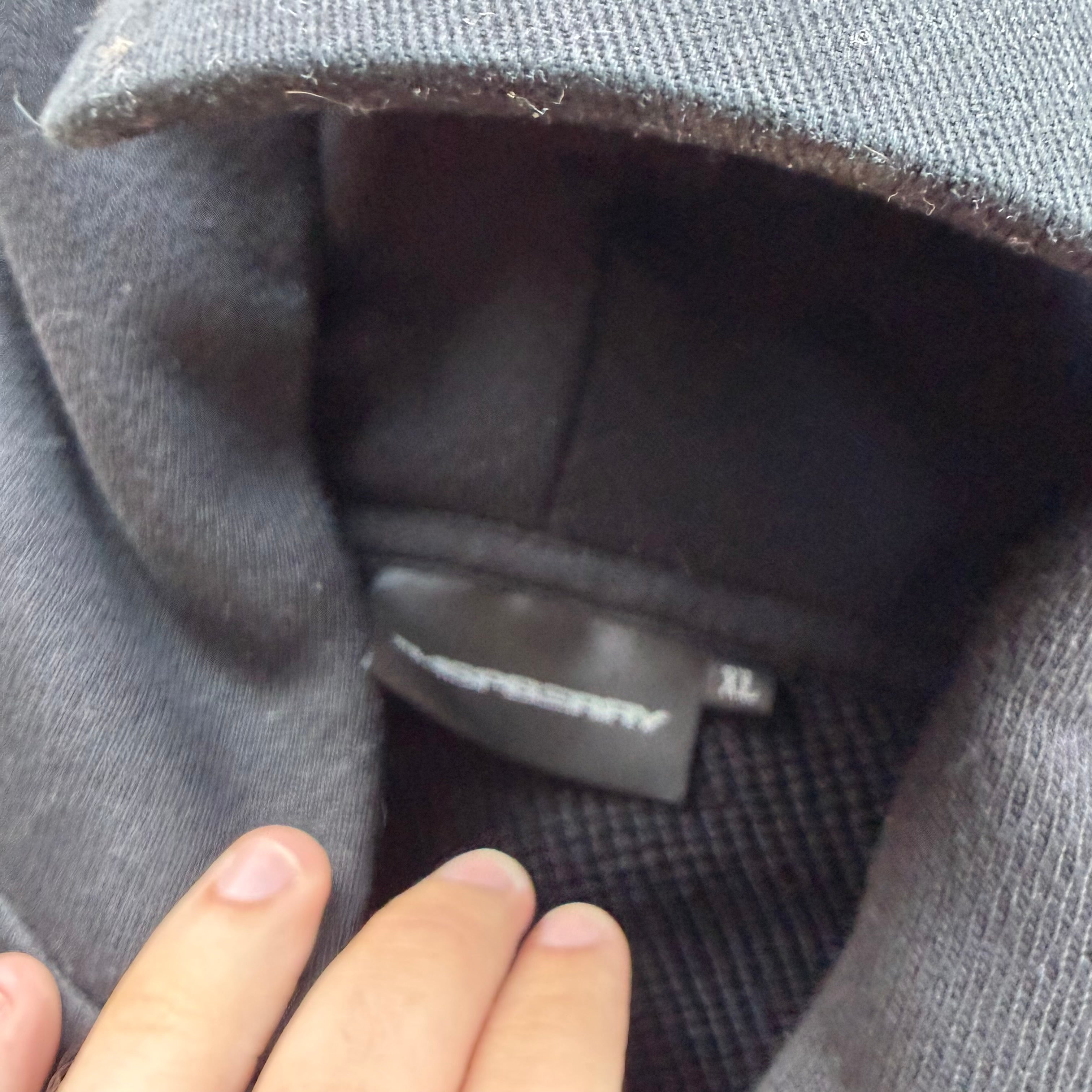 XL Raspberry Full Zip With Brim