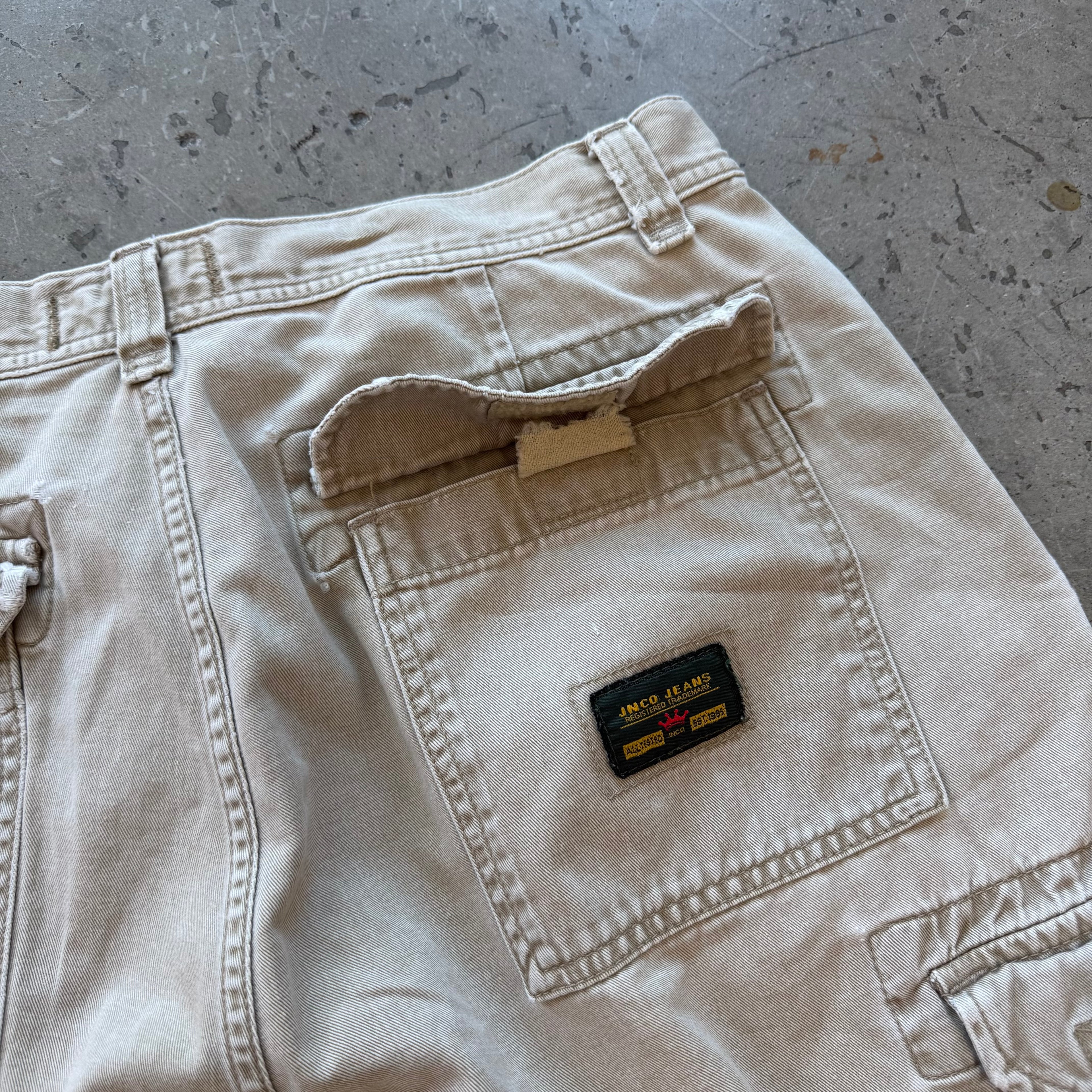 38w 00s Jnco Cargo Shorts