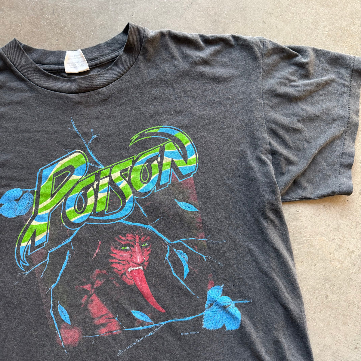 XL 89 Poison Tour Tee