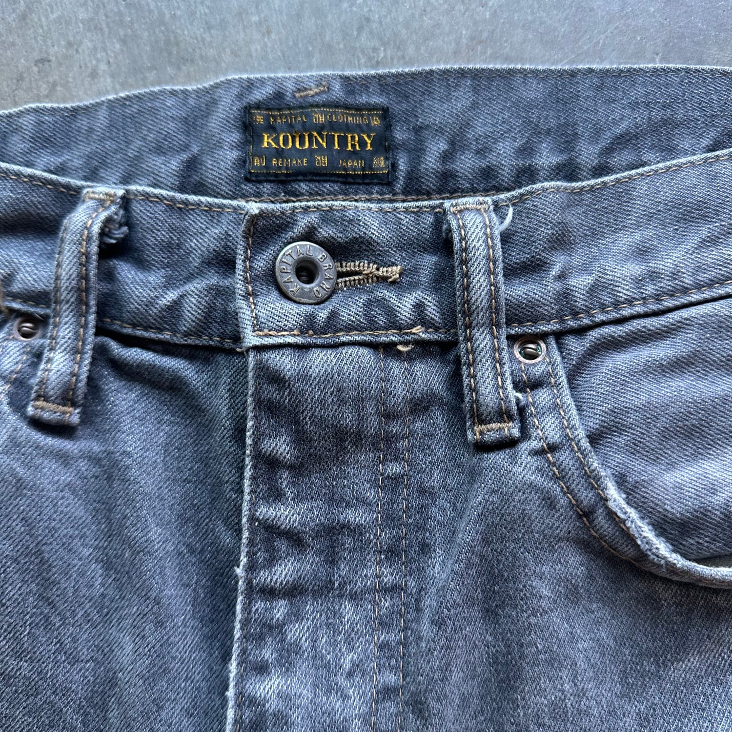 34w Kapital Bone Shorts