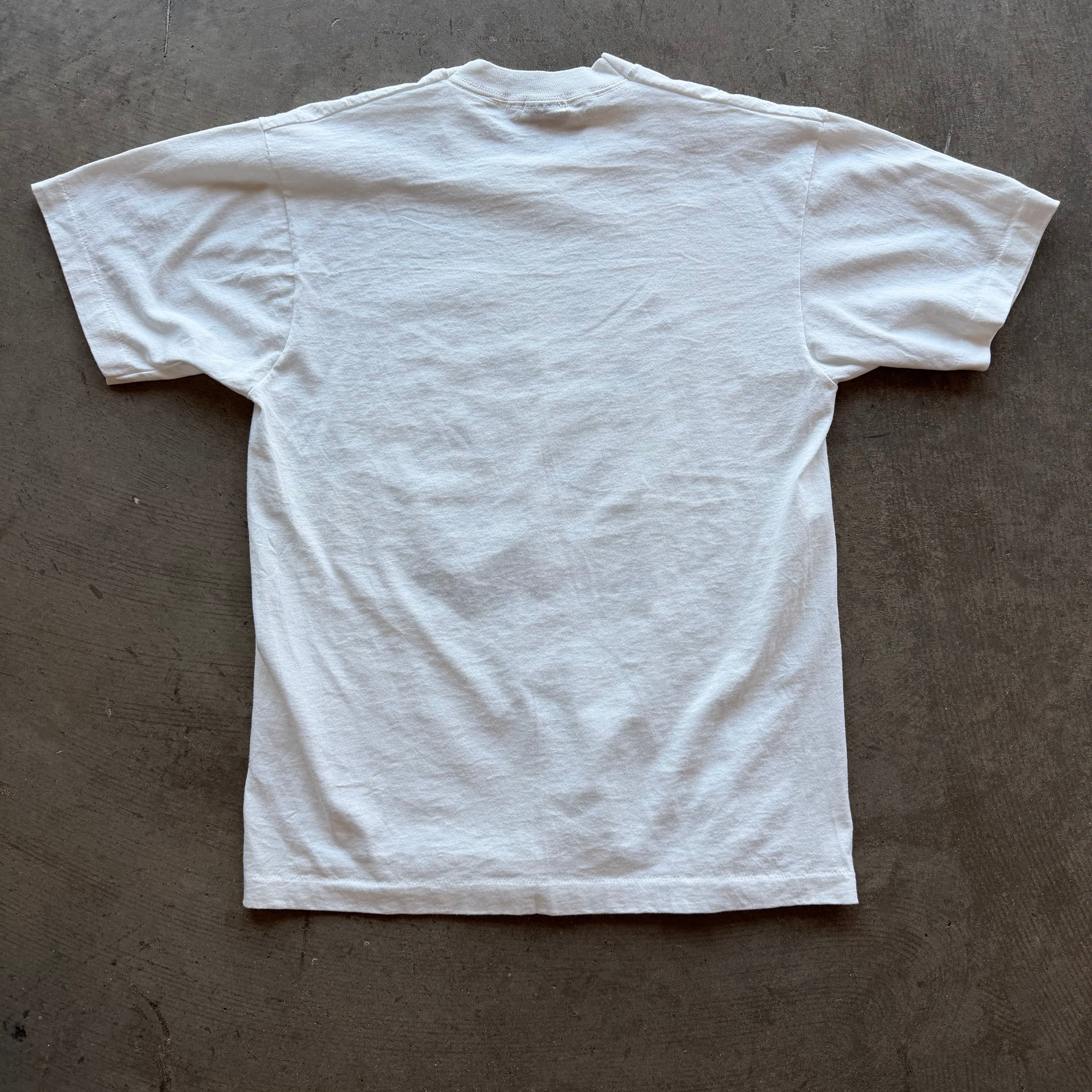 L USA Armed Forces Tee