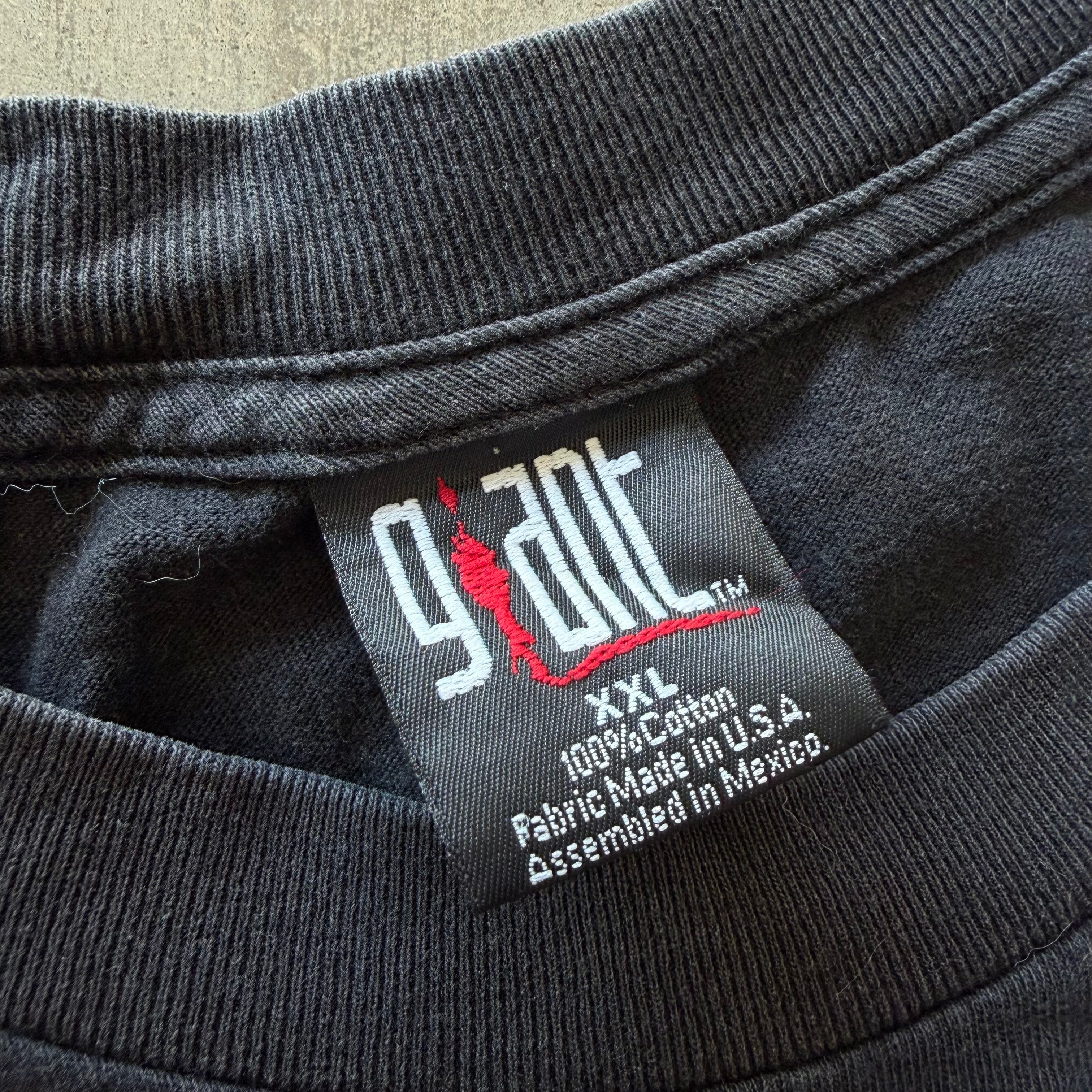 XXL 90s Rage Against the Machine Guerrilla Band Tee