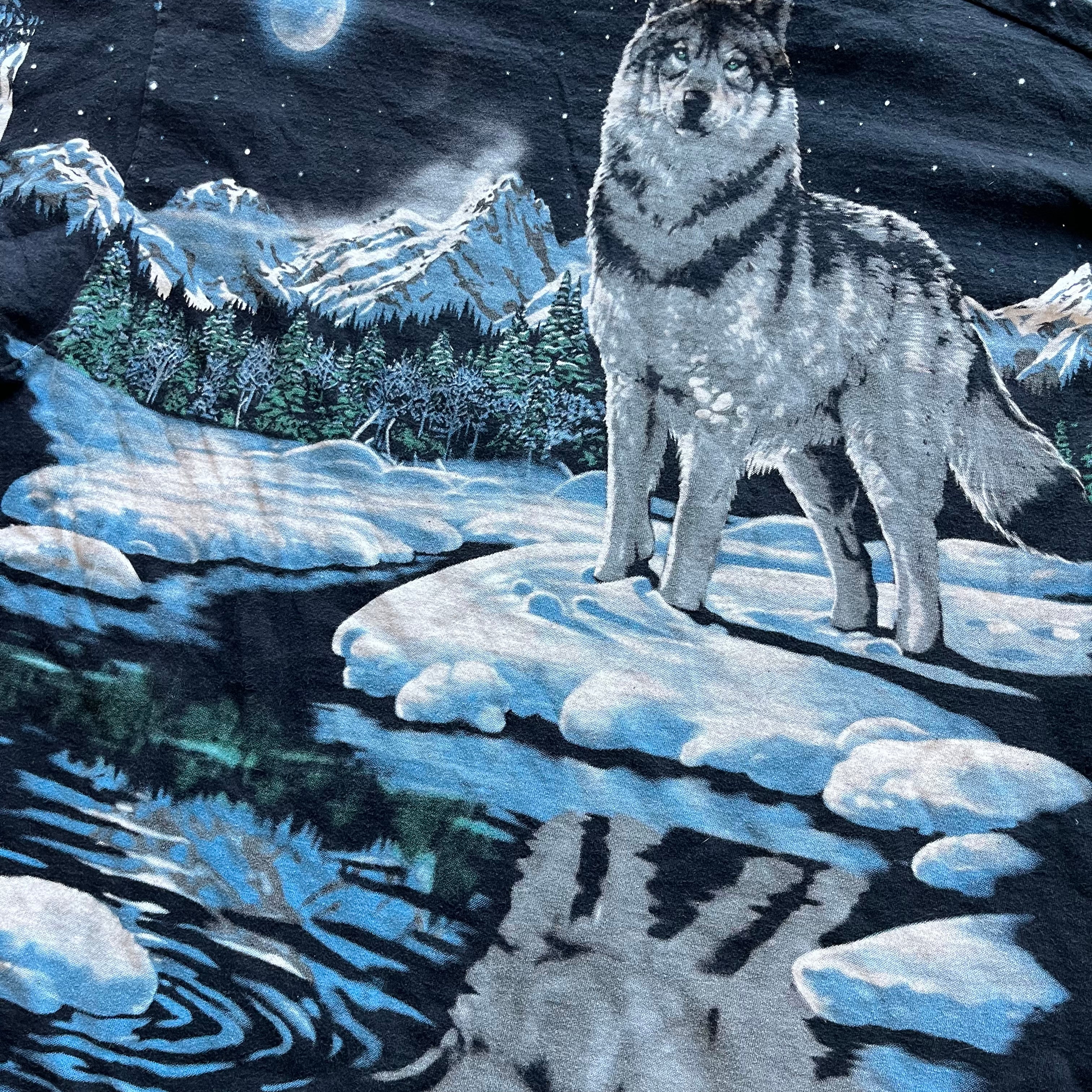 XL 95 Liquid Blue Wolf Tee