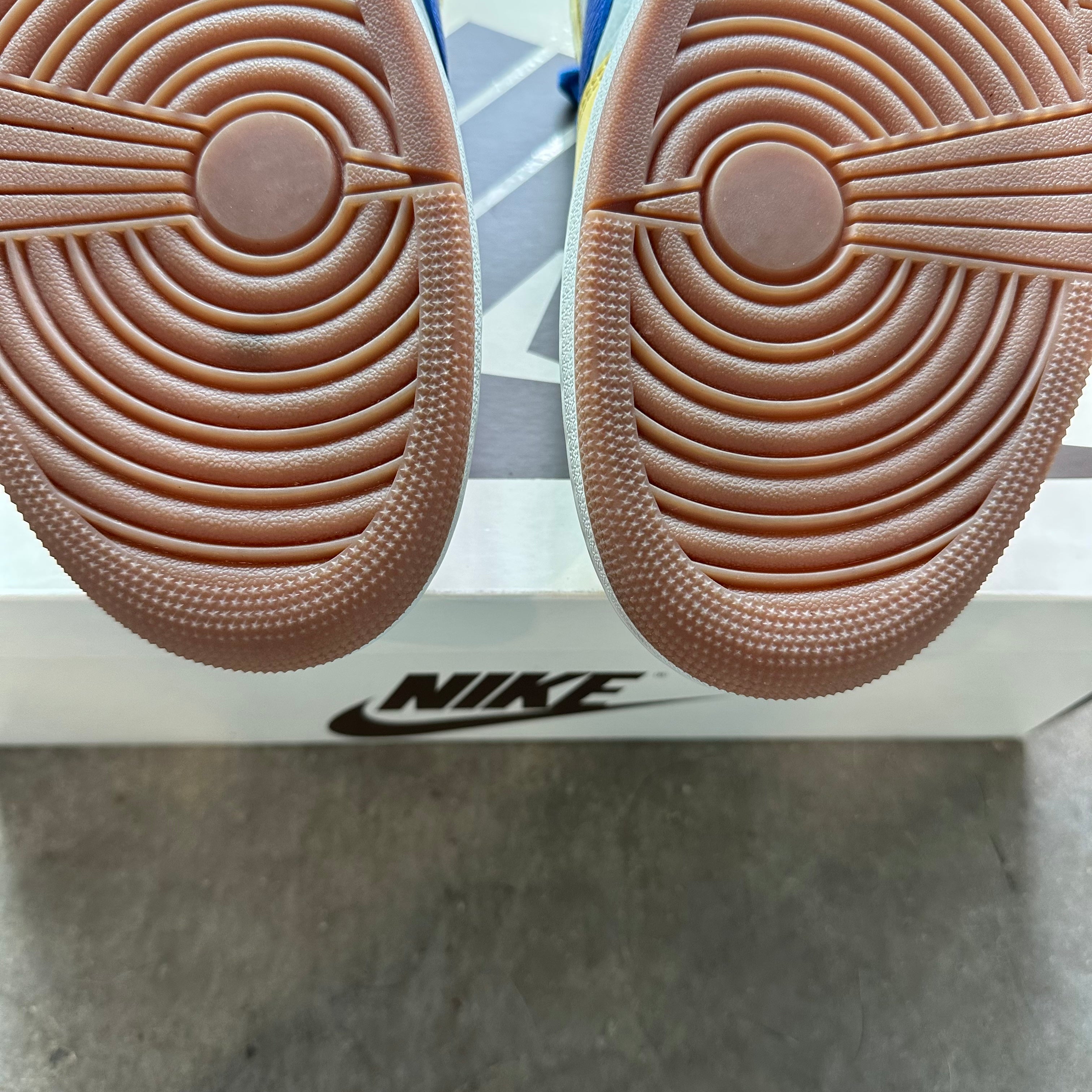 11.5w Used Travis Scott Jordan 1 Low Canary