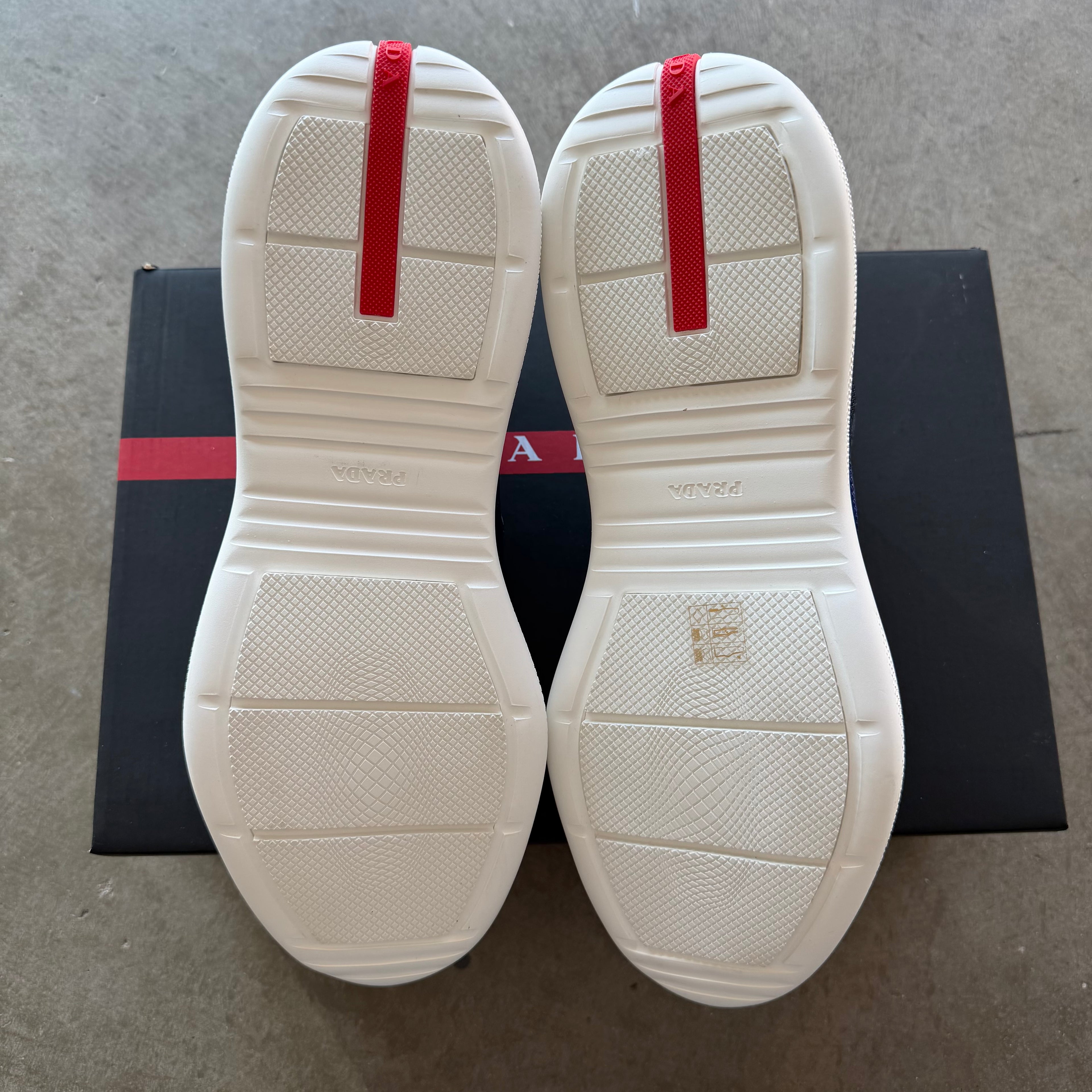 12 Prada America Cup Sapphire/Anthracite