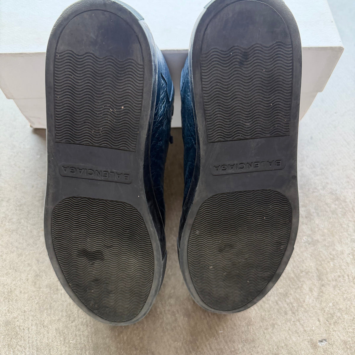 7 Balenciaga Arena High Navy