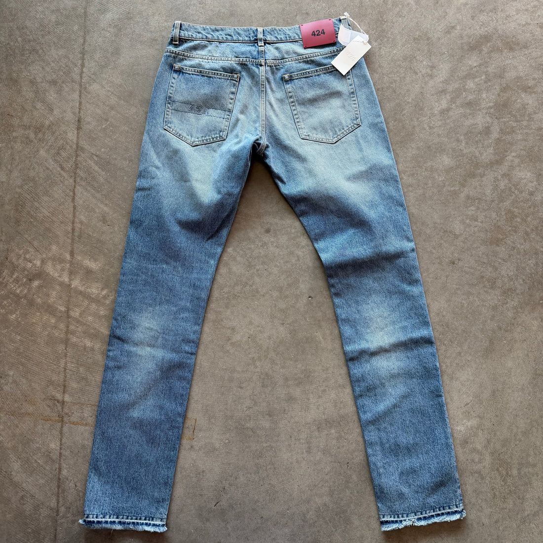 34x37 New 424 Lightwash Denim