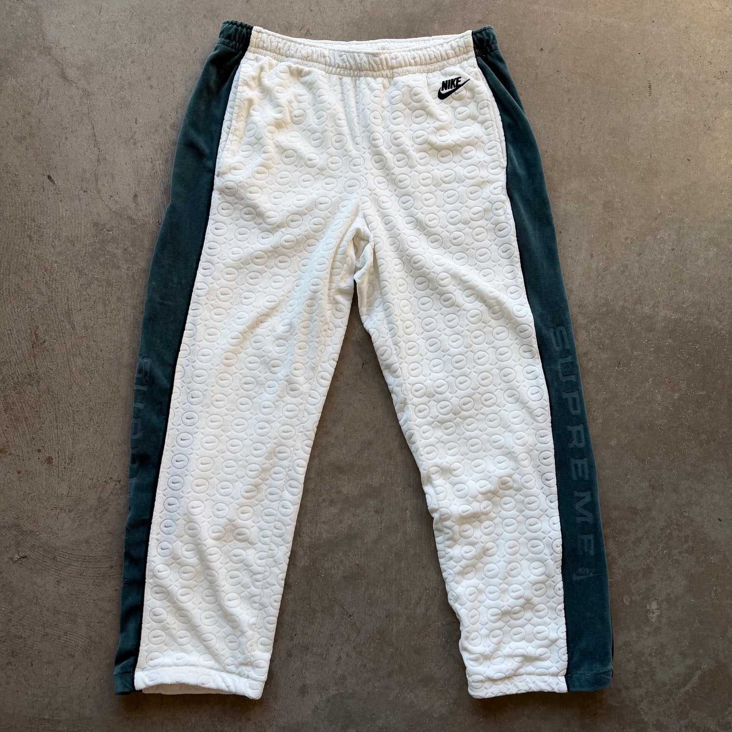 M Supreme Fleece Nike Pants