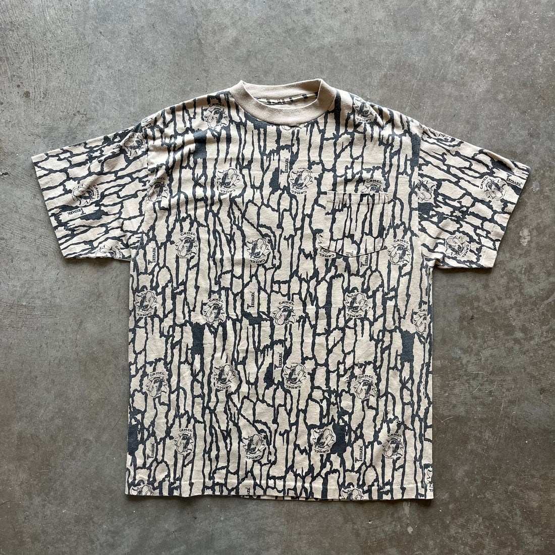 XL 90s Camel Camo Tee