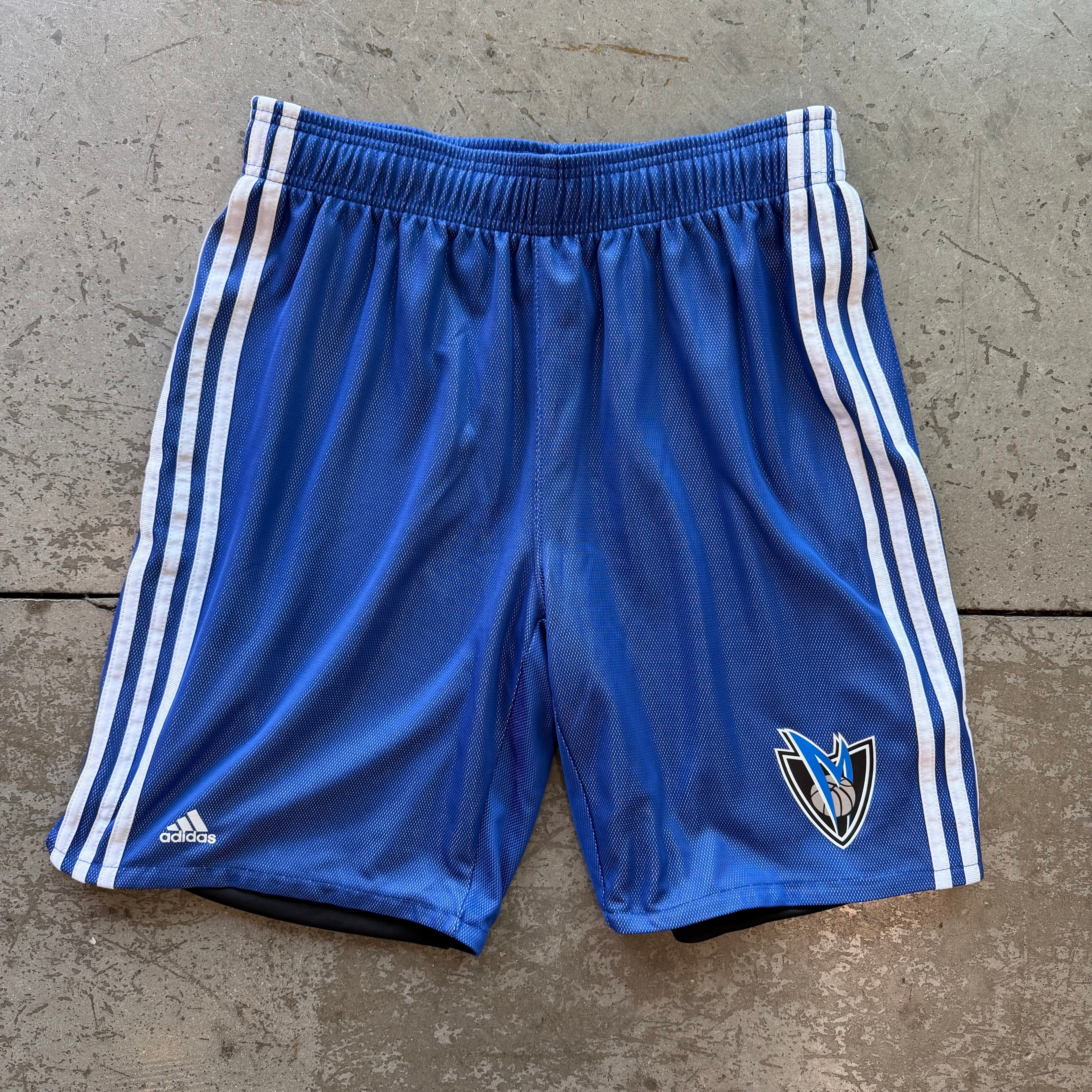 L 00s Dallas Mavs Athletic Shorts