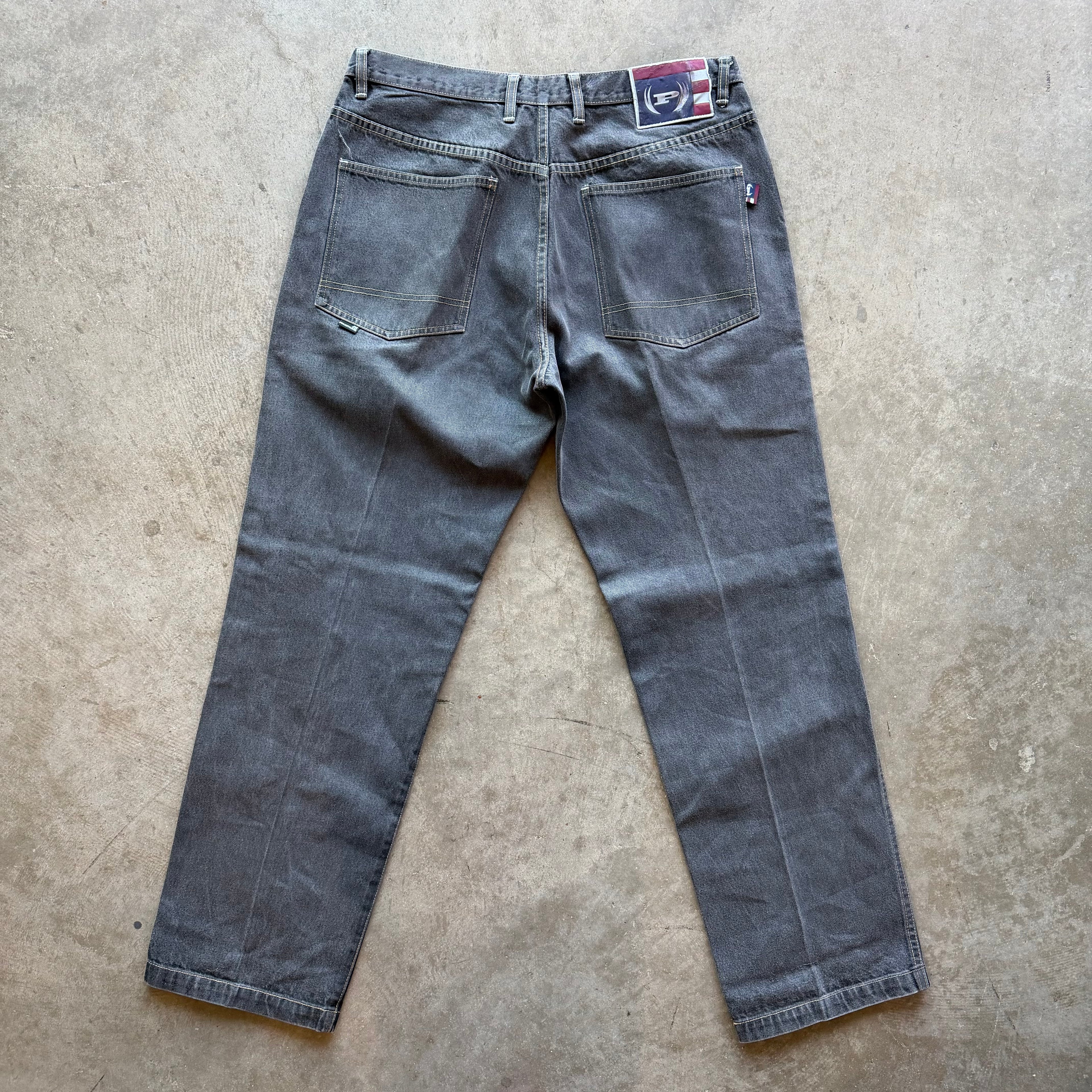 36x32 00s Phat Farm Jeans