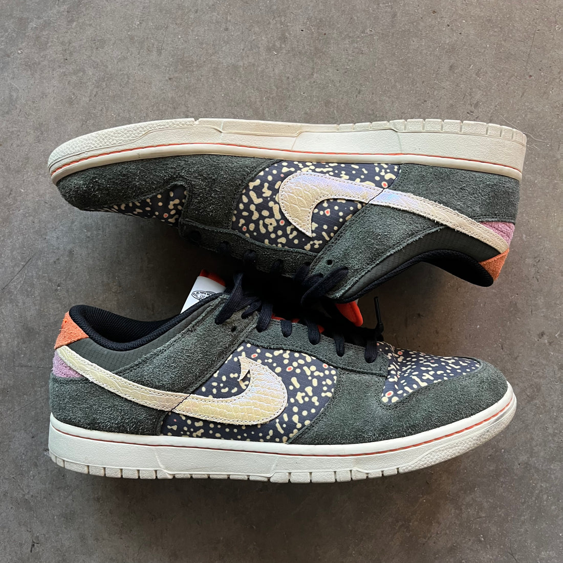 14 Used Nike Dunk Low SE Gone Fishing