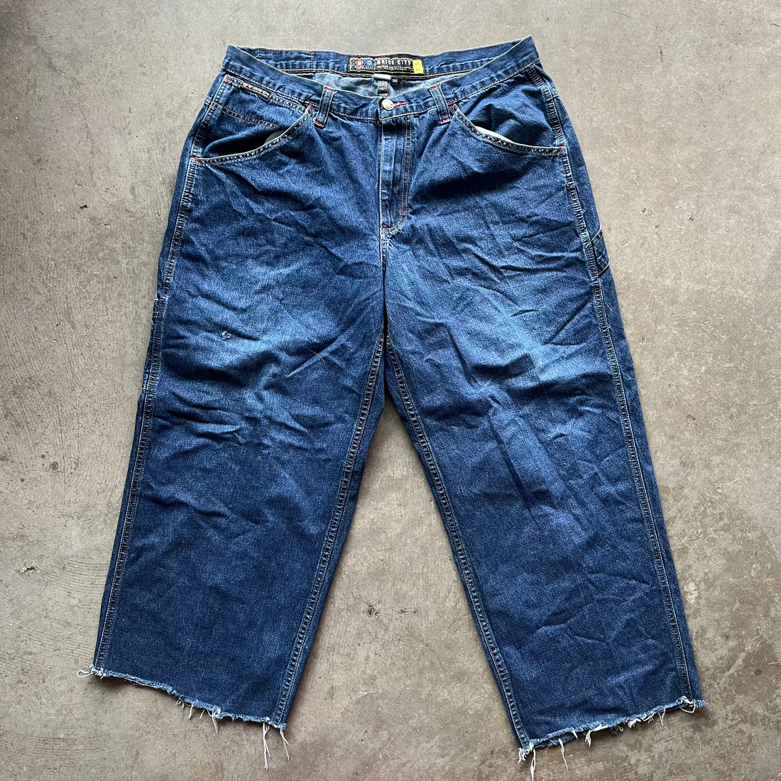 36x32 00s Brick City Jeans