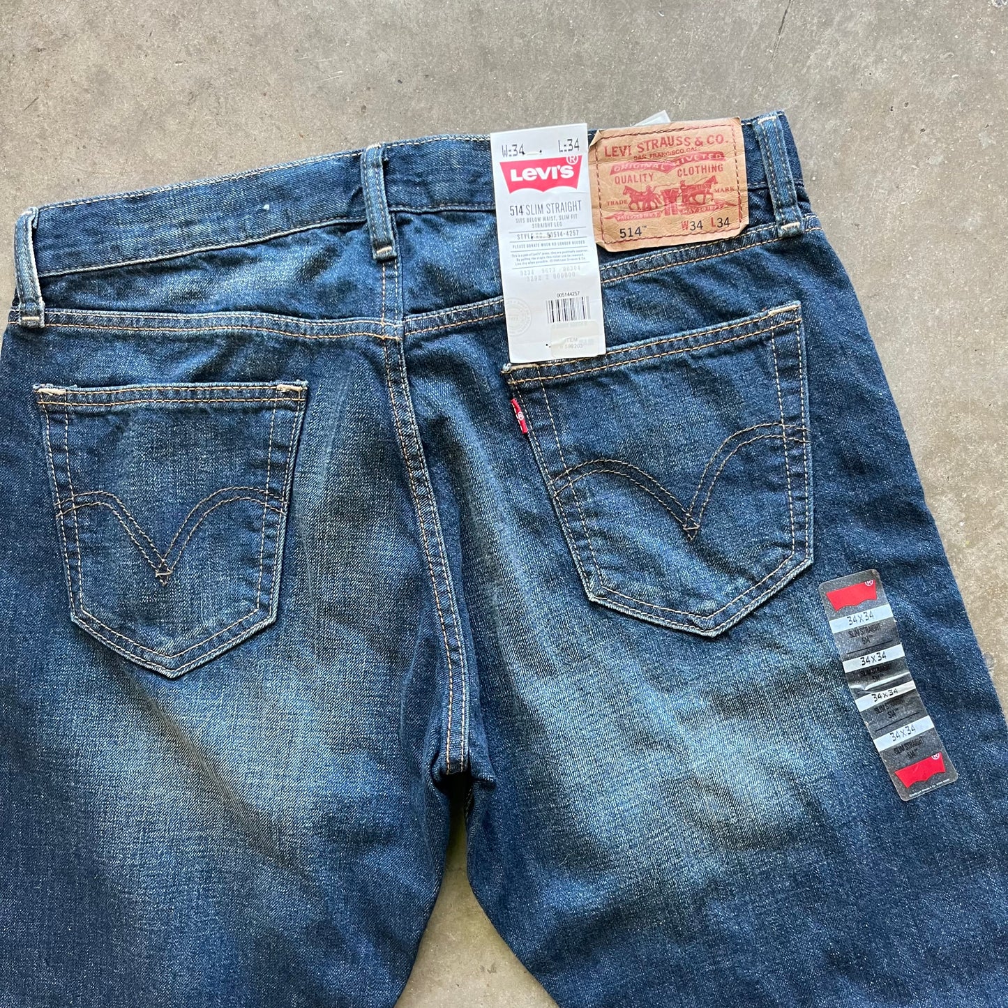 34x34 00s Levis 514s