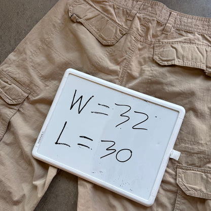 32x30 00s Nike ACG Cargo Pants