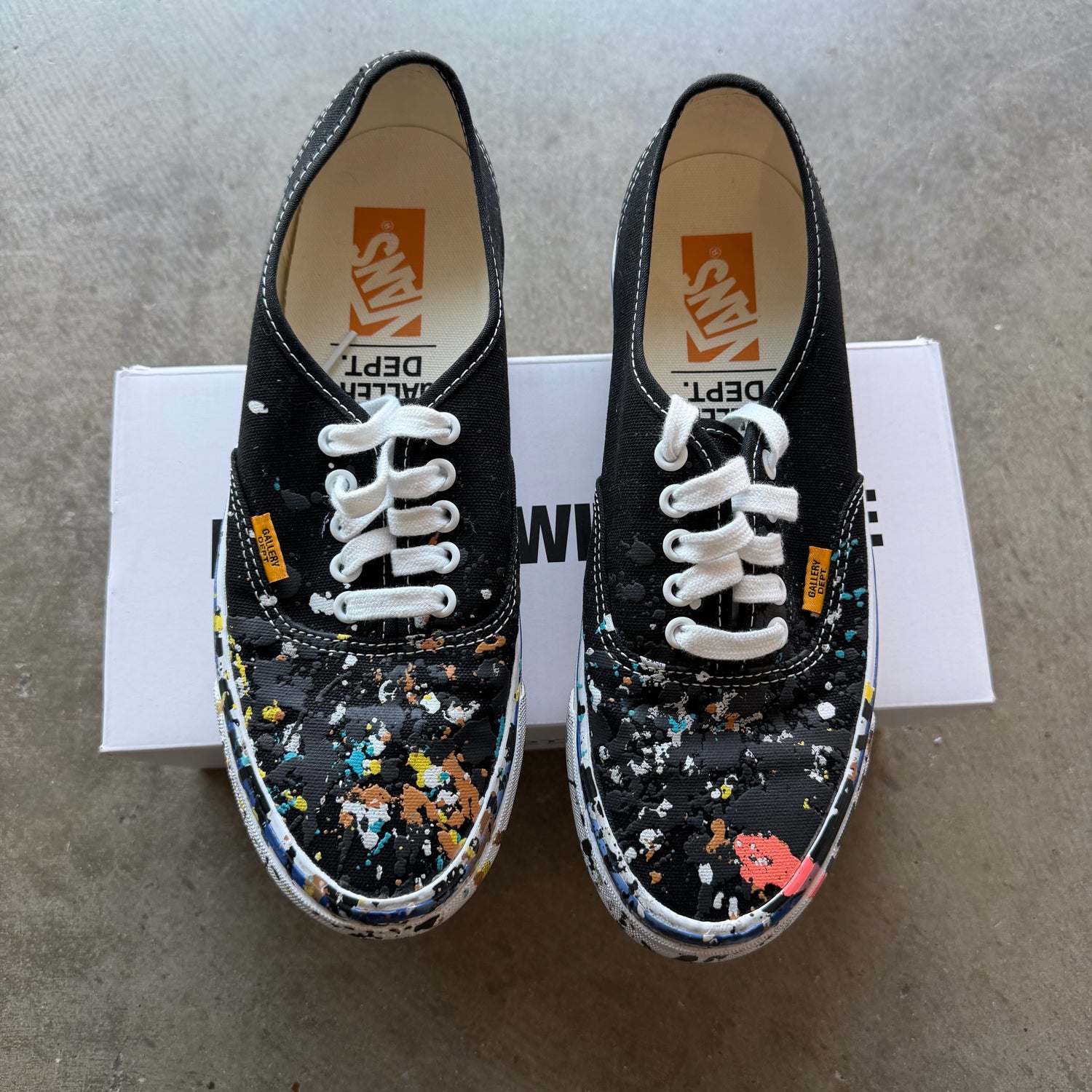8.5 Vans Gallery Dept Art That Kills